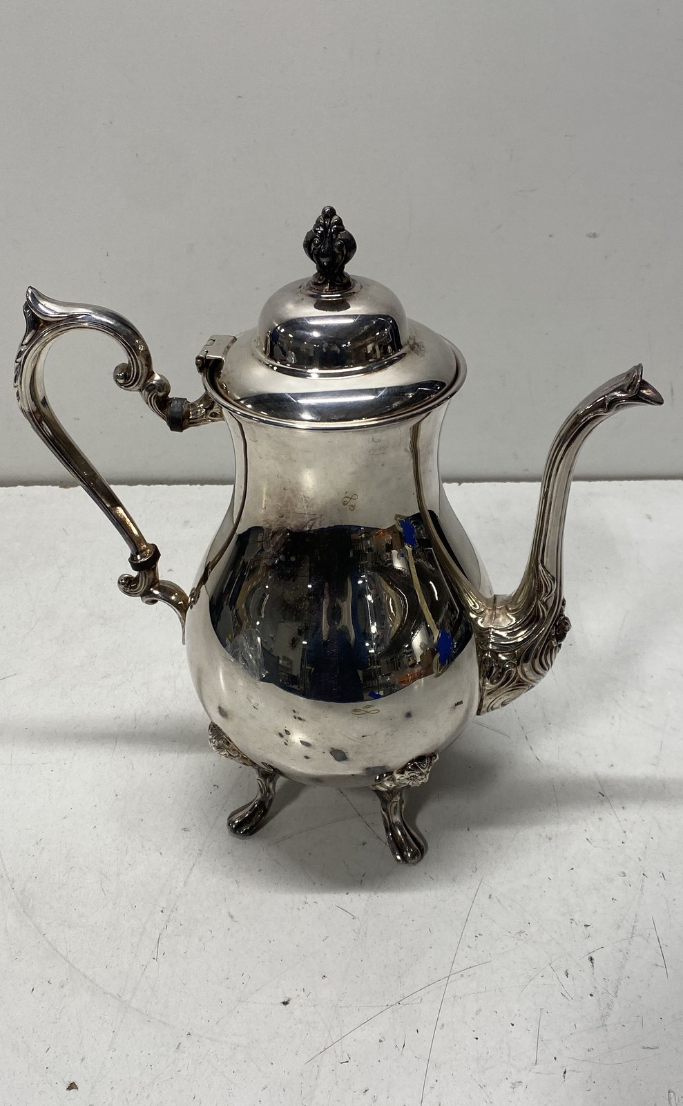 Silver Coffee Pot Tableware Ornate Footed Swirl Design Hinged Lid Tea