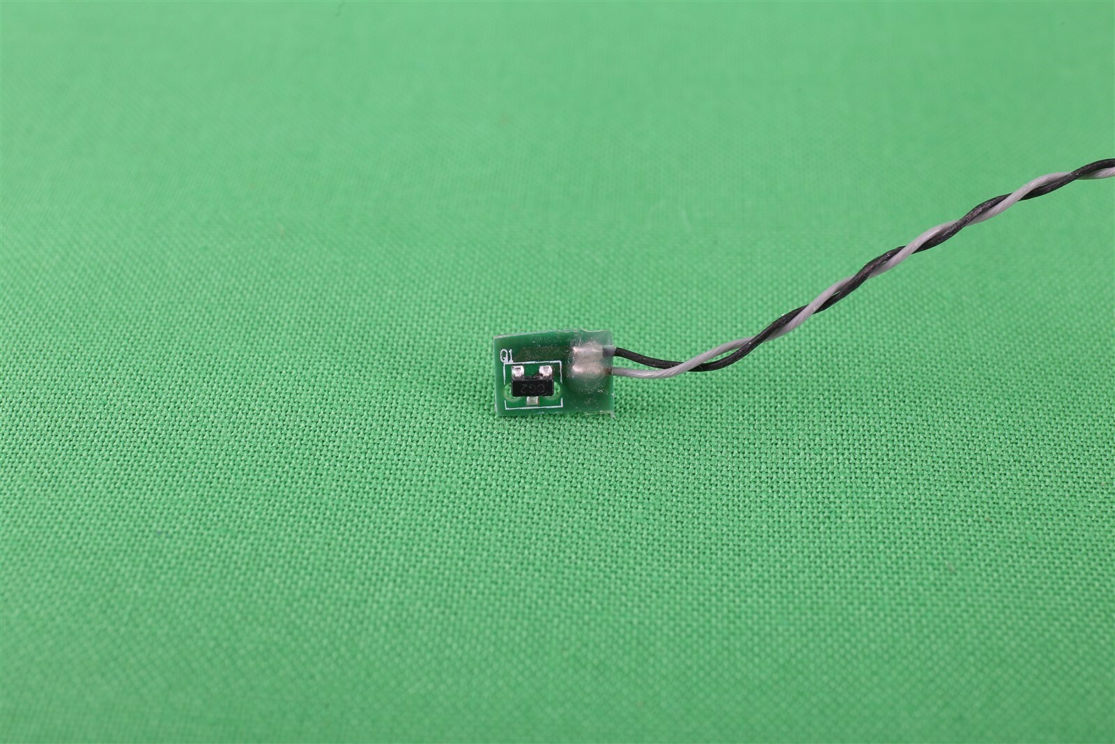 Apple iMac 21.5" A1311 Bluetooth Camera Sensor Cable 922-9366 593-1218