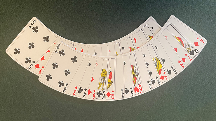 Boomerang Playing Cards Trick / Optical Illusion (3 Sets)