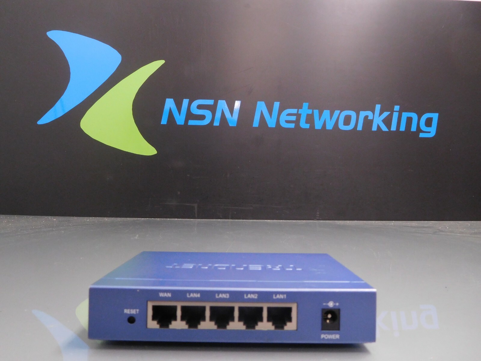 TRENDnet TW100-BRF114 4-Port Cable DSL Firewall Router