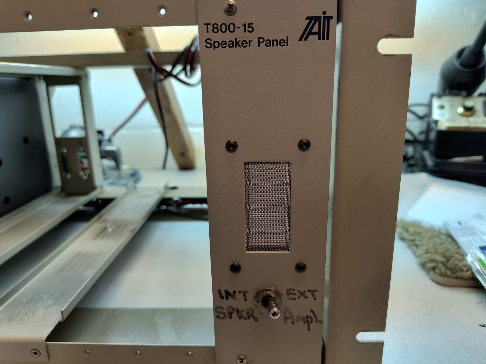 Tait T-835 Dual Receiver rack with Speaker Panel. (READ DESCRIPTION)