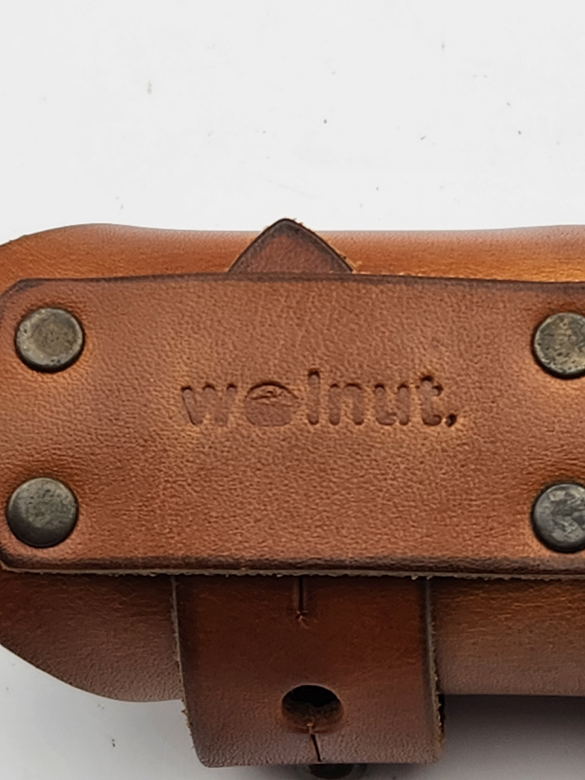 Walnut Modern Designs Leather 6-Pack Beer Carrier for Bicycle