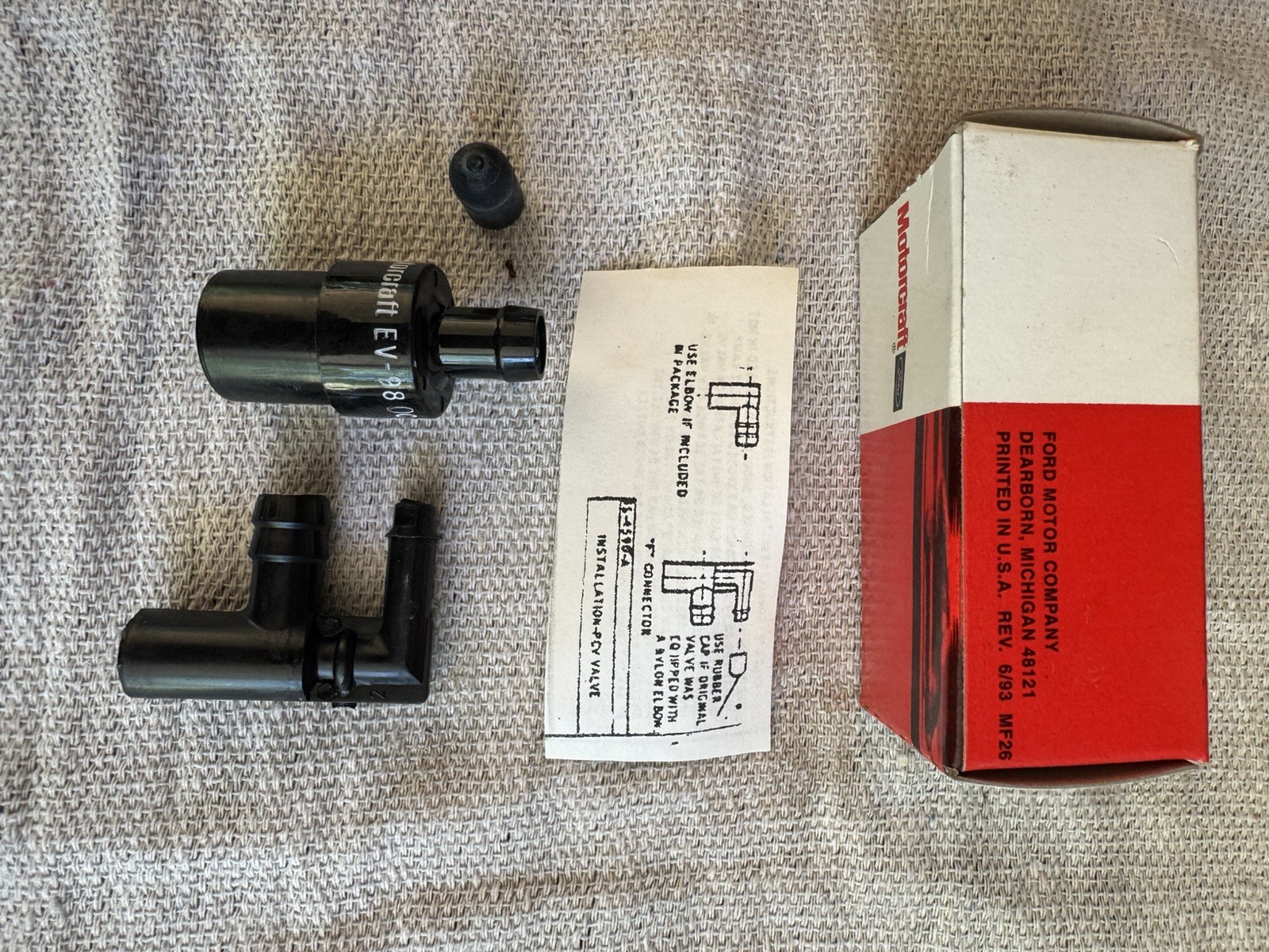 Genuine OEM Ford Motorcraft PCV Valve EV-98-B EV98B NEW D9ZZ6A666A