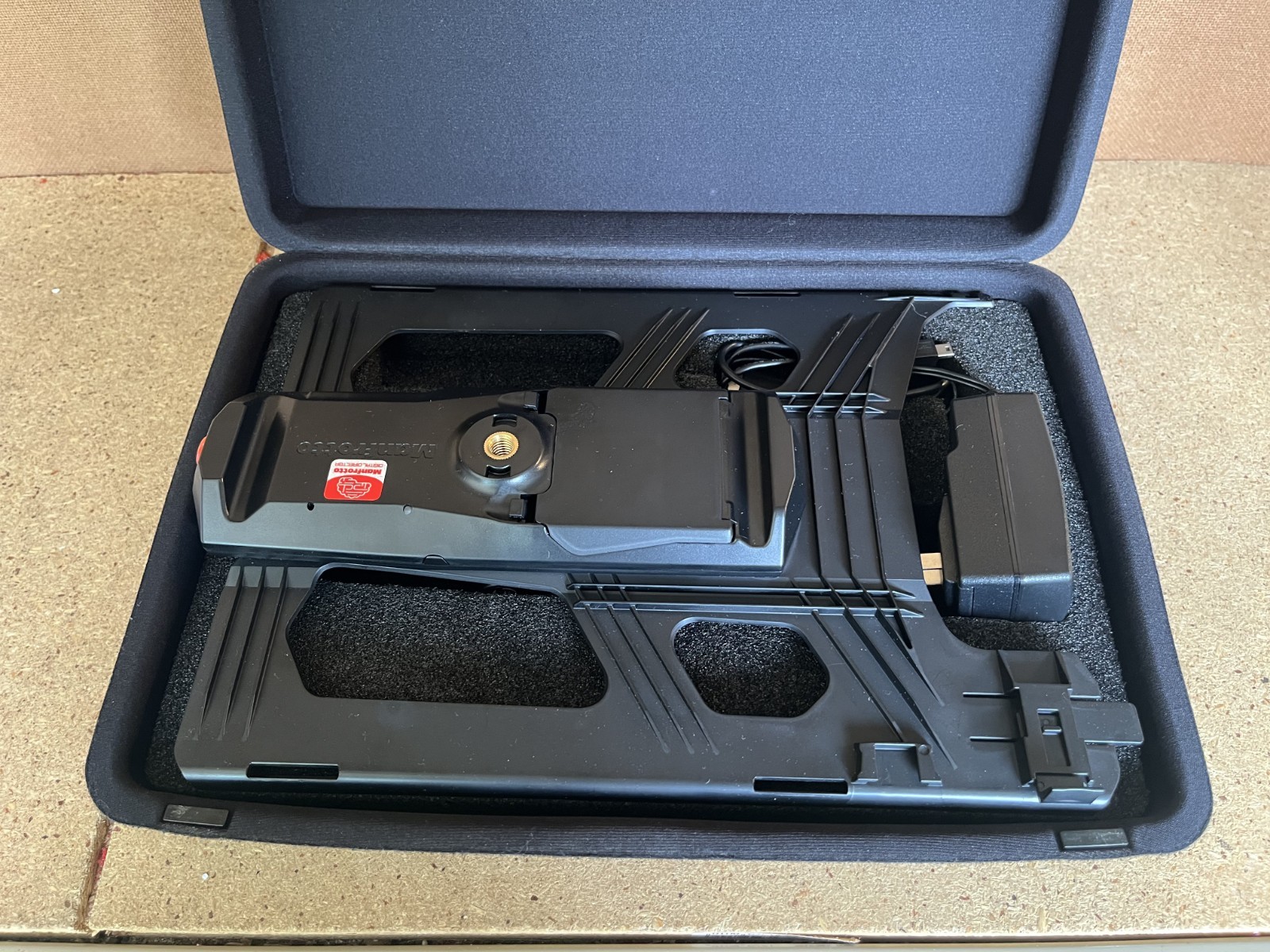 Manfrotto MVDDP14 Digital Director For Ipad W/ Case C63