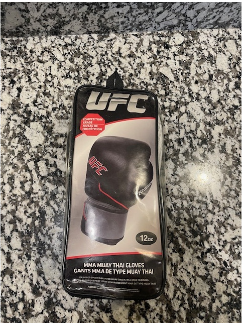 UFC Muay Thai Gloves Size 12oz Competition Grade Gloves MMA