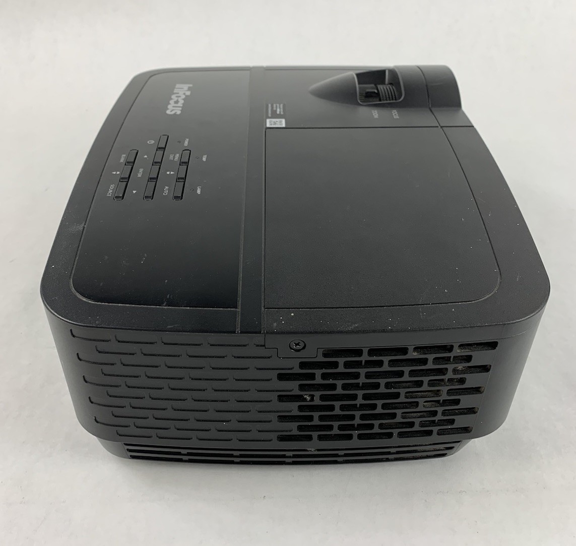 InFocus IN112a DLP Lamp Projector 1775 Lamp Hours - No Remote