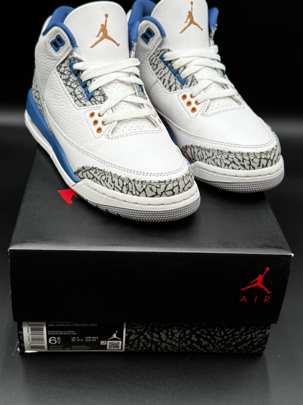 Size 8  - Jordan 3 Retro Mid Wizards shoes  With Box! 🪄