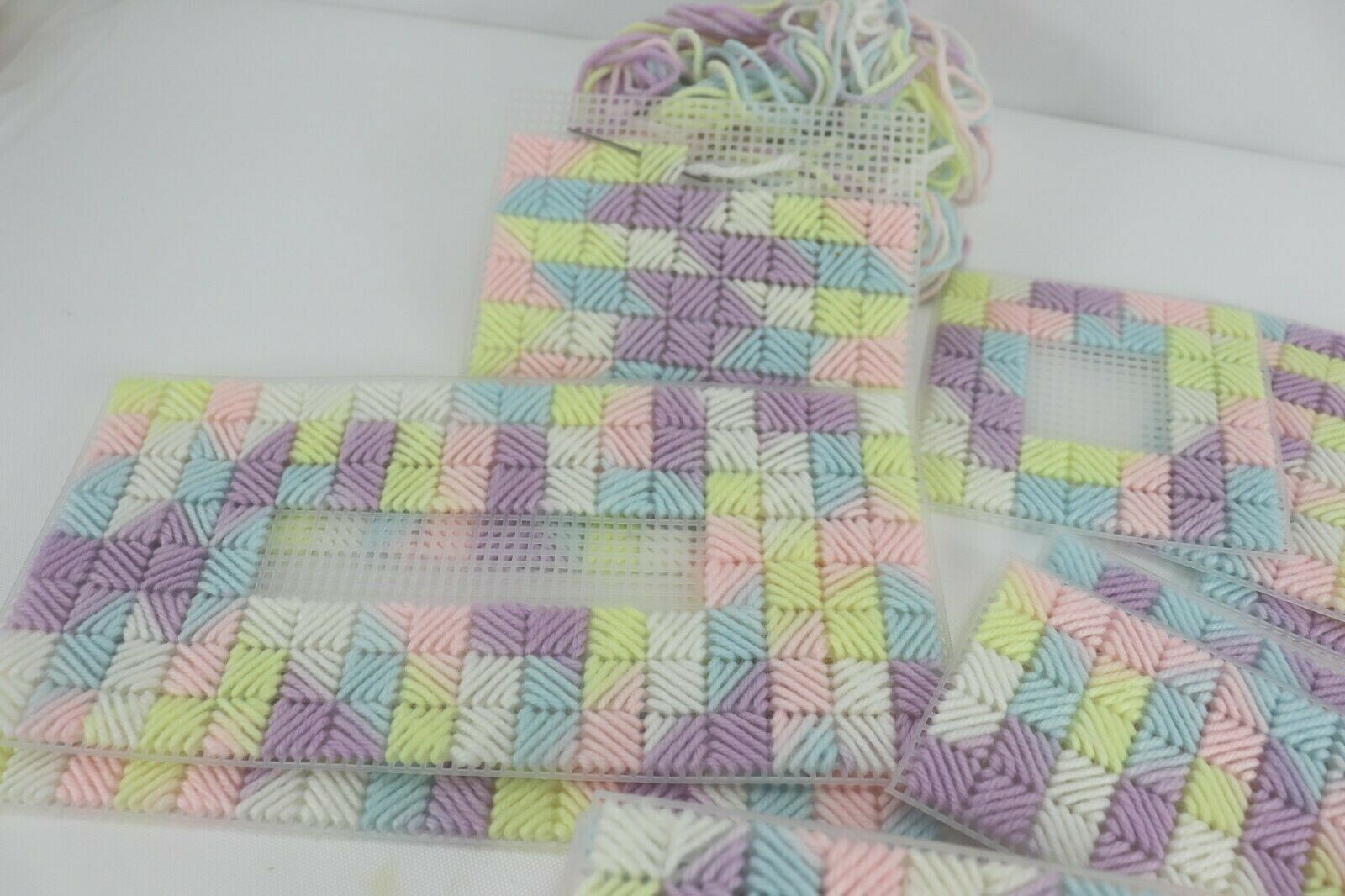 Crochet Tissue Holder Pieces Yarn DYI Craft Add your own touch to complete NEW