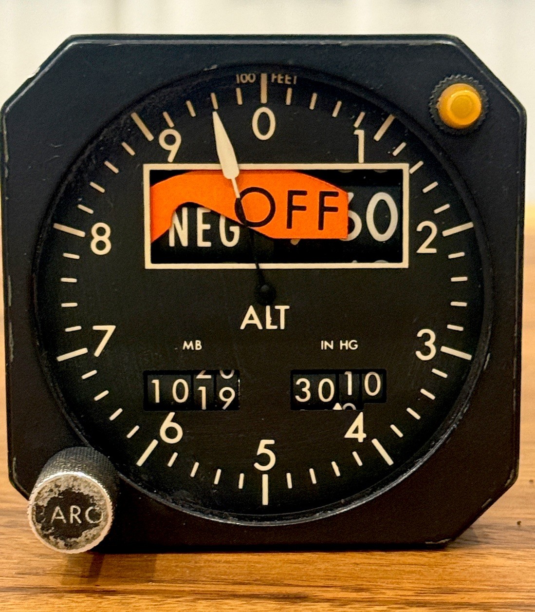 Sperry BA-141 Altimeter PN: 4016341-903