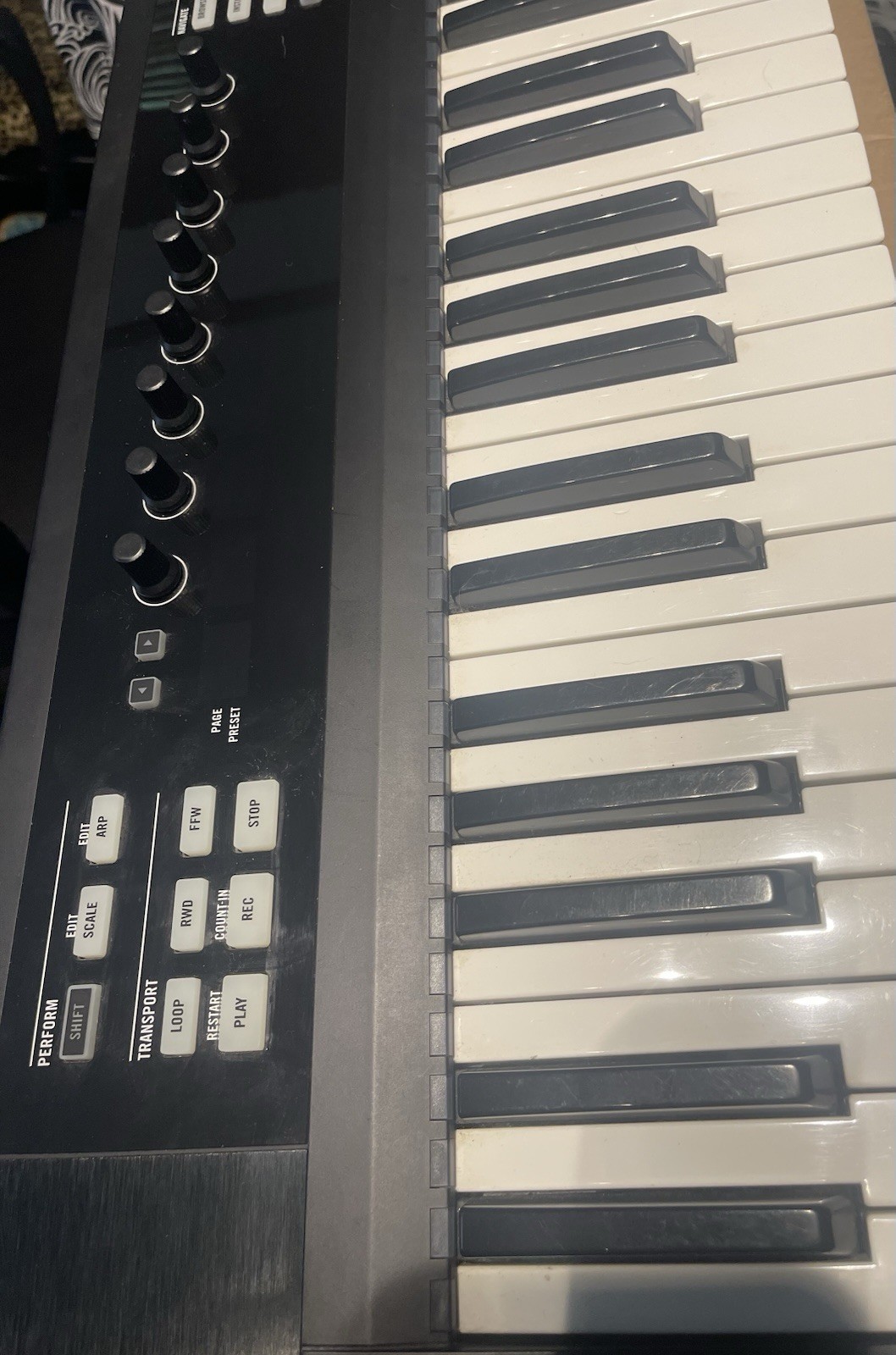 Native Instruments Komplete Kontrol S49 Mk1 Keyboard