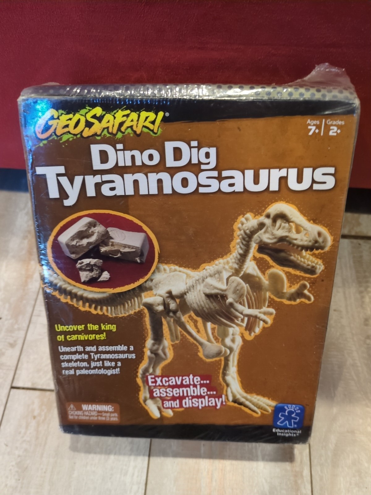 NEW GEOSAFARI Dino Dig Tyrannosauraus Excavate Assemble Dinosaur T-Rex Dinosaur