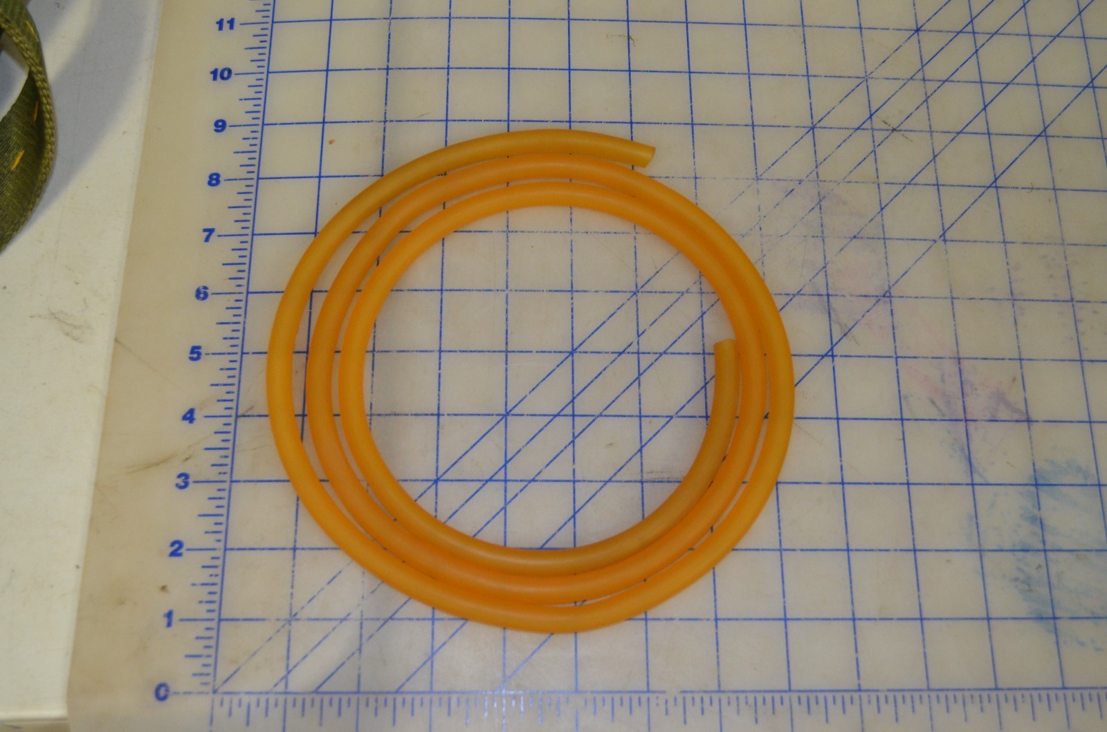 *5 ft long natural rubber latex surgical tubing 3/8" OD sling shot 3/16 ID