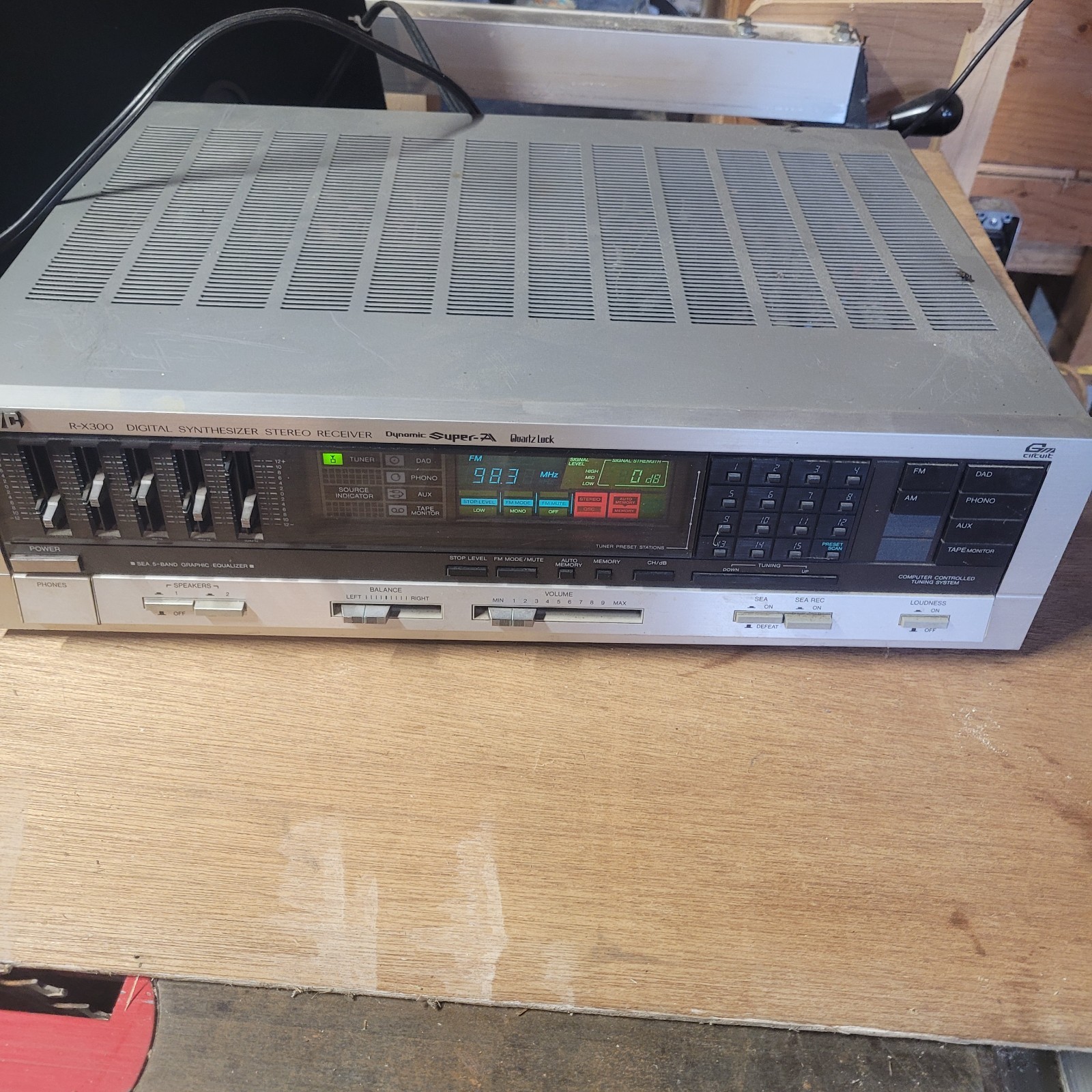 JVC R-X300 Digital Synthesizer Stereo Receiver  Working Tested