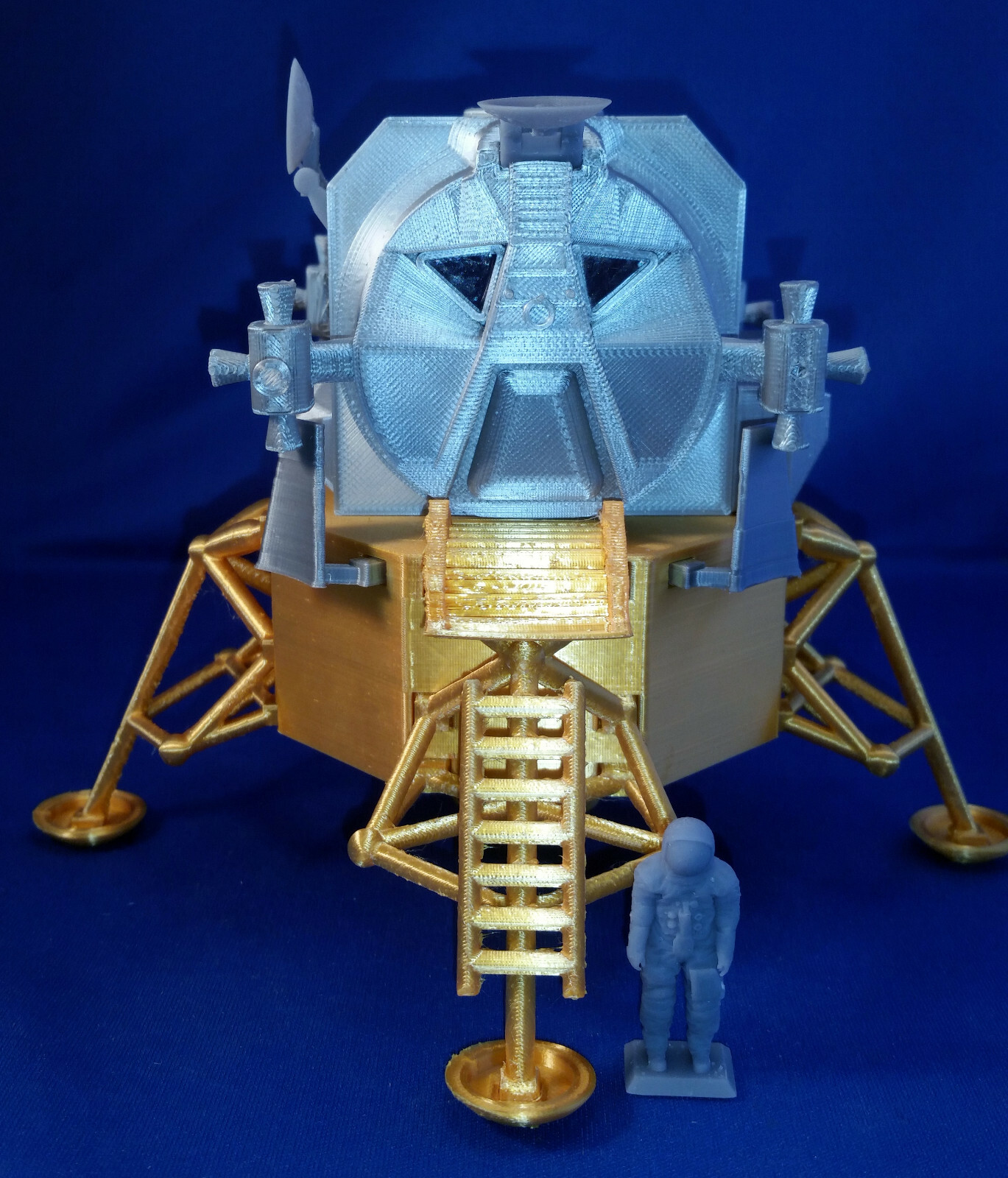 Apollo 11 Lunar Module Model (Fully Assembled) in 1/48 Scale