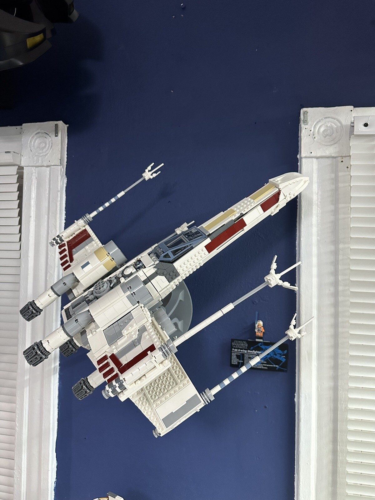 Wall Mount Display for Lego Star Wars UCS X-Wing
