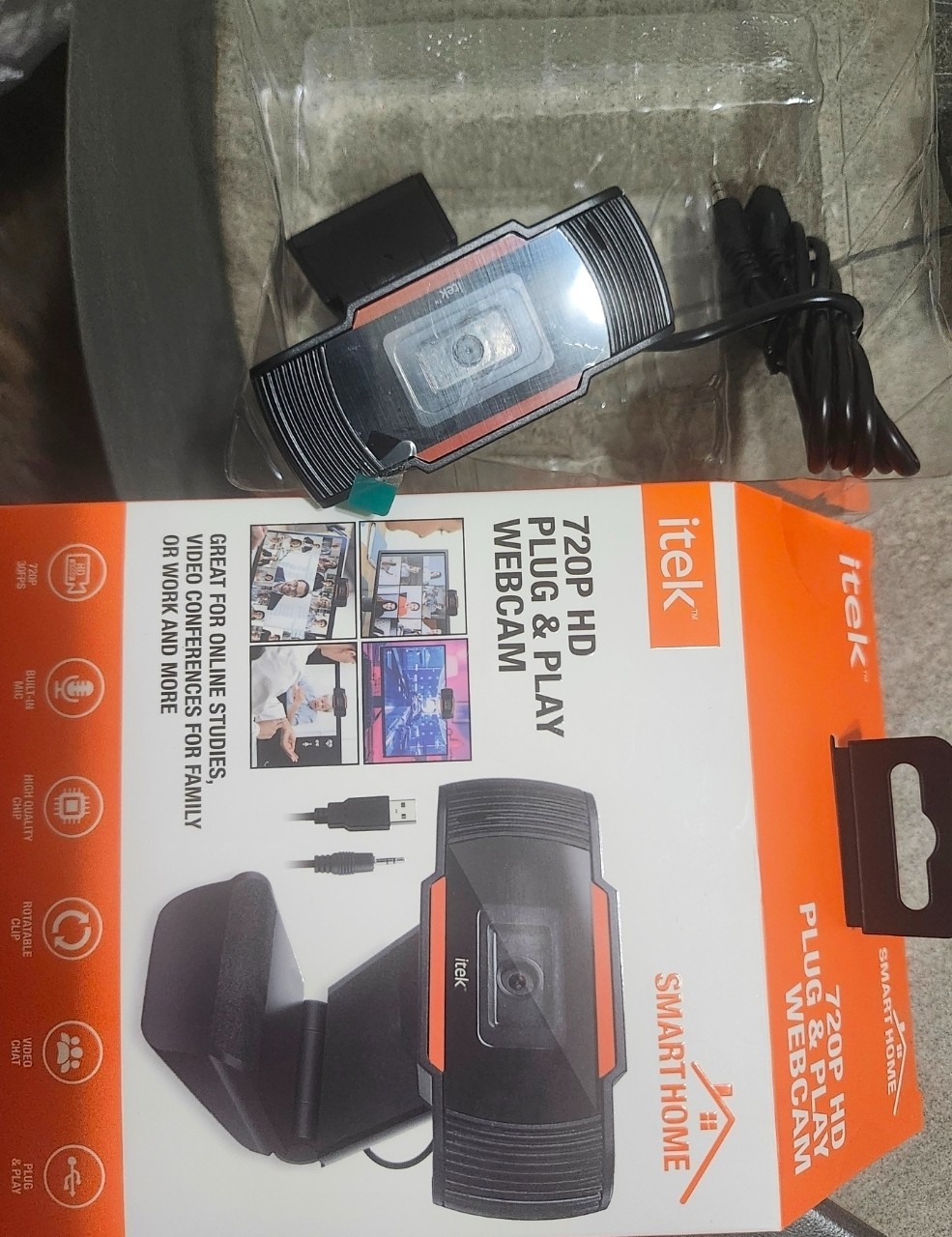 720P HD PLUG & PLAY WEBCAM