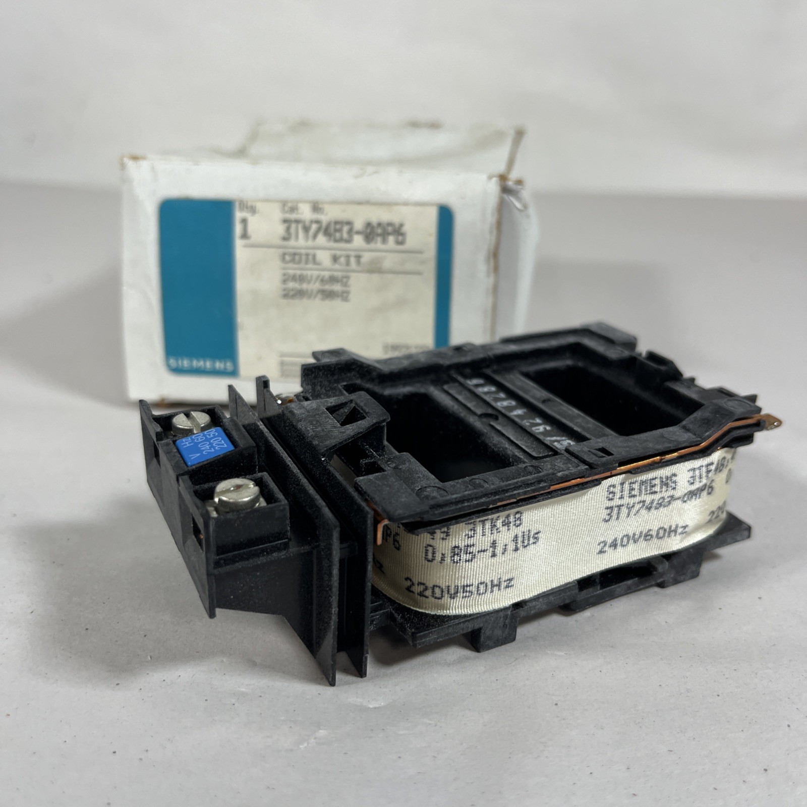 Genuine OEM Siemens 3TY7483-0AP6 Coil Kit