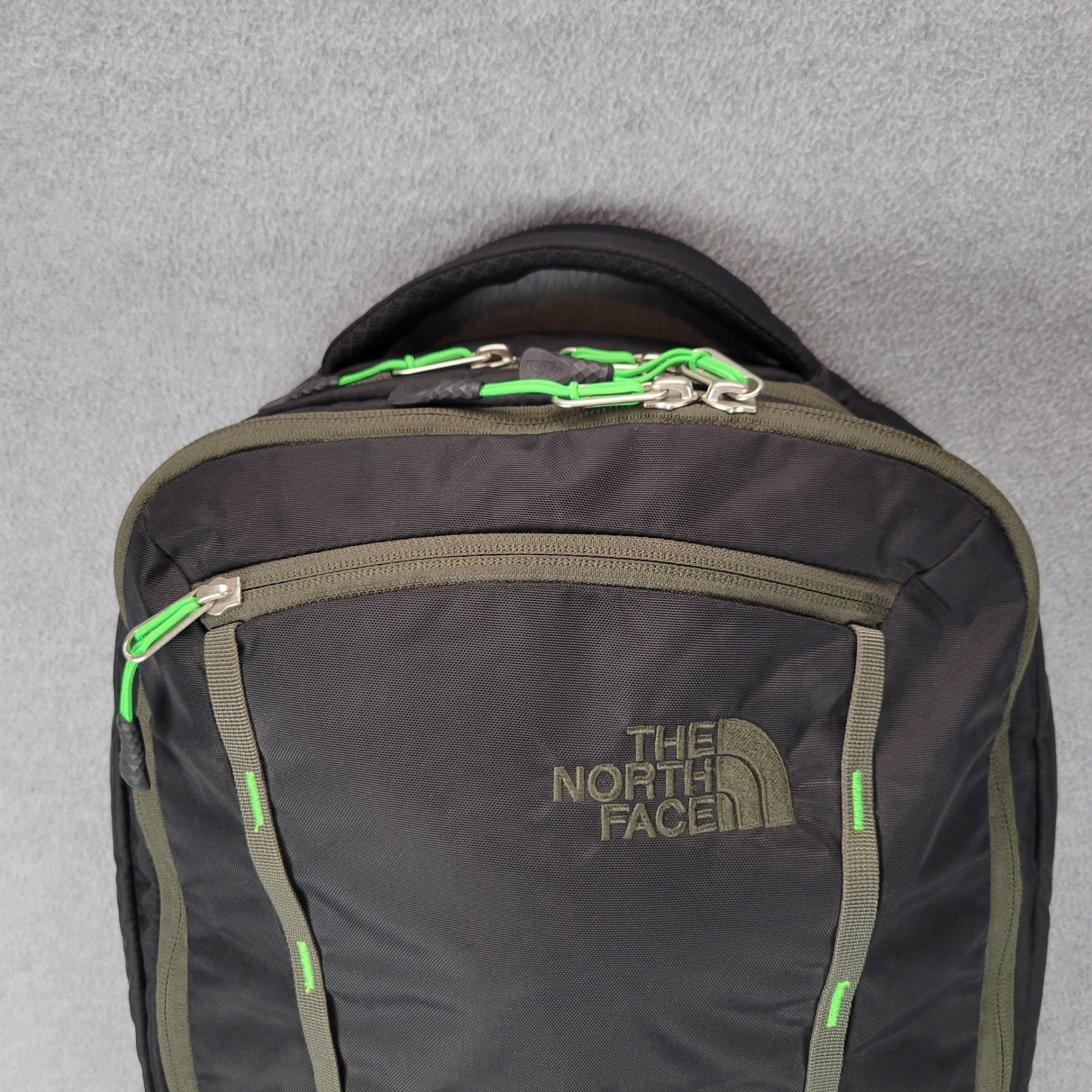 The North Face Microbyte Backpack Black Olive Green Laptop Daypack FlexVent