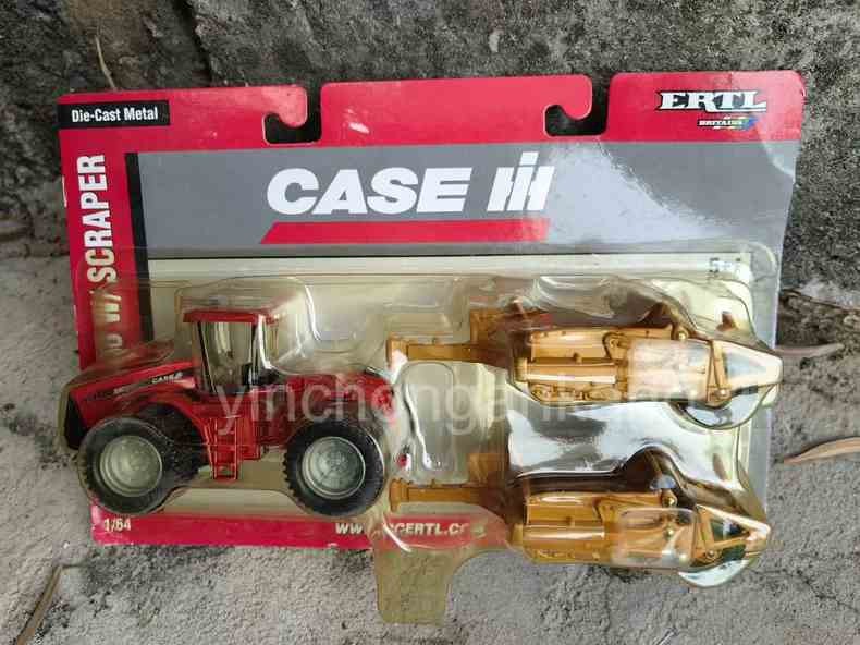 1/64th Case IH STX480 Tractor 4WD with Scrapers