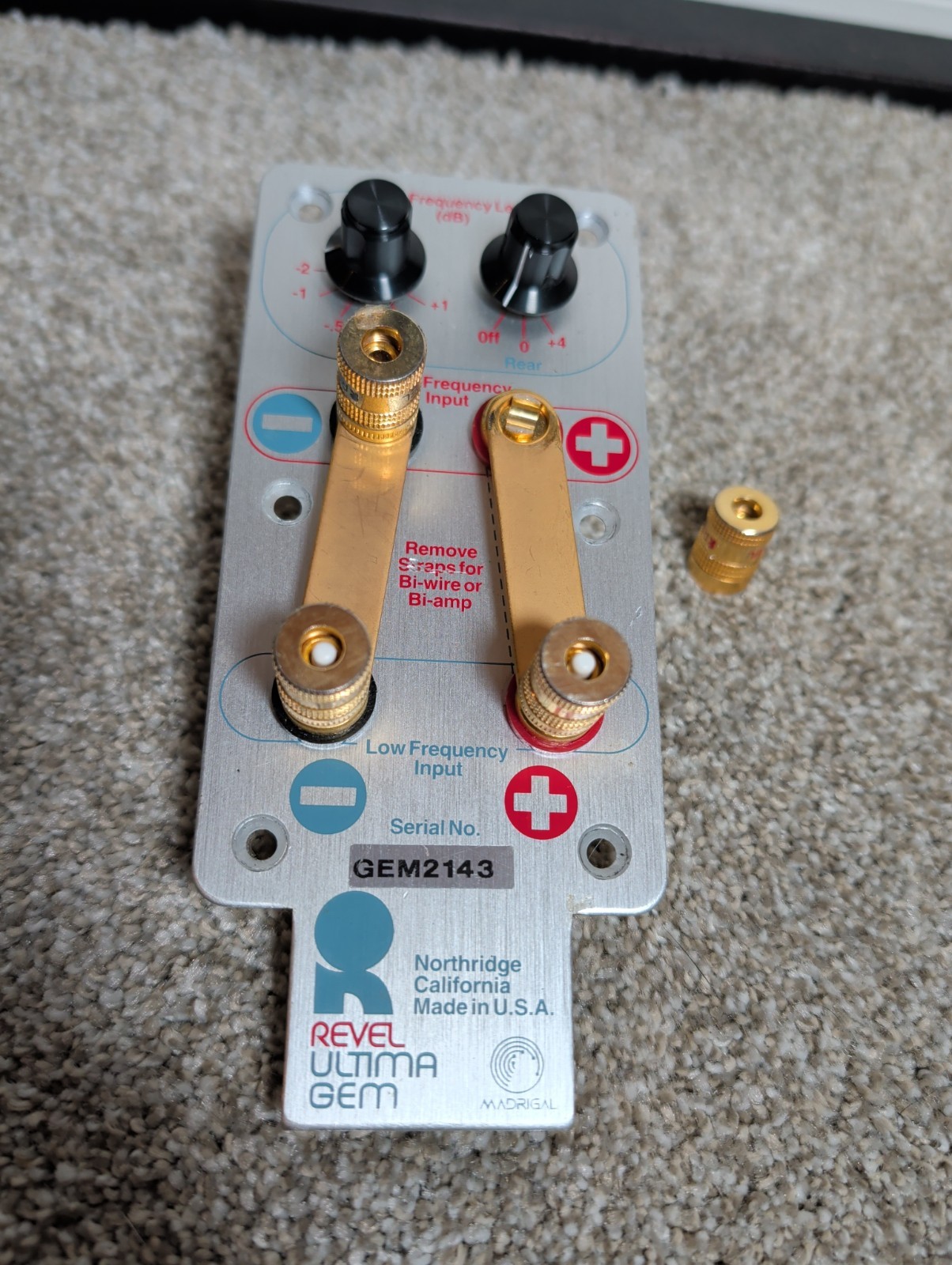 Revel Ultima Gem binding posts terminals frequency knobs and gold plated biamp
