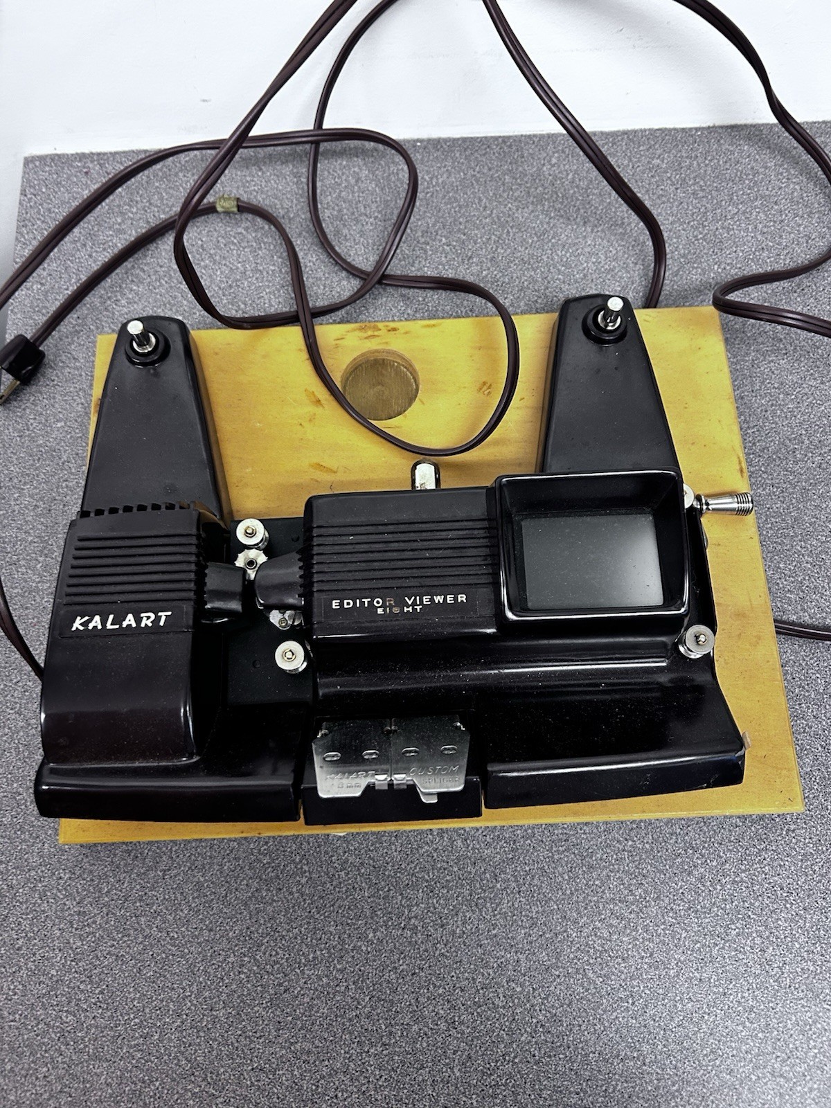 Vintage Kalart EV8 8mm Film Editor Powers On Read Description Original Box AS IS