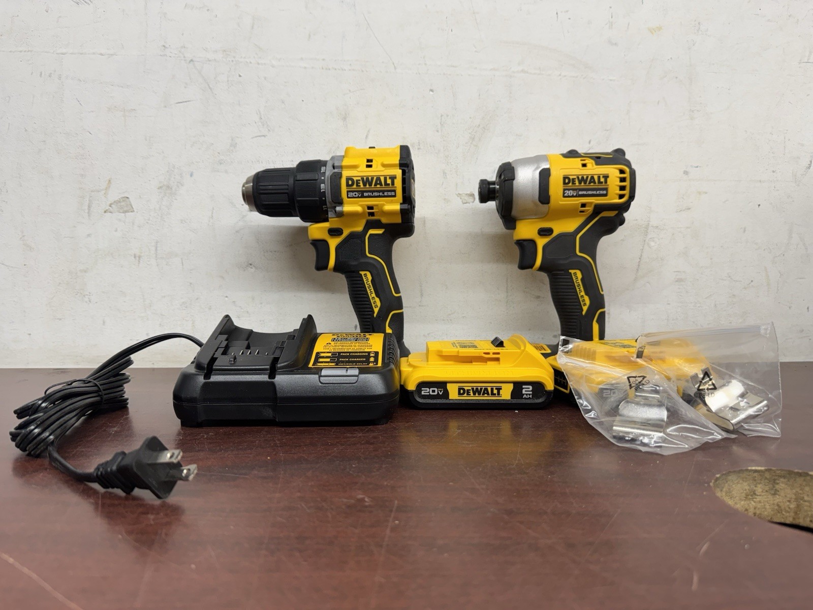 DEWALT ATOMIC 20-Volt MAX Combo Kit (2-Tool)(2) 2.0Ah Batteries, Charger and Bag