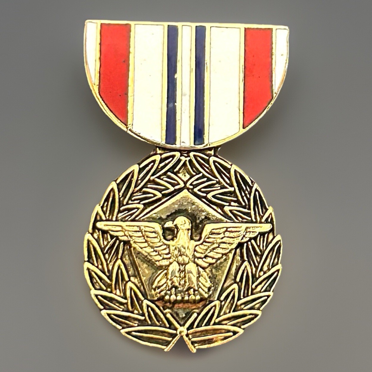 Small Hat Pin DEFENSE MERITORIOUS SERVICE MEDAL Hat Pin