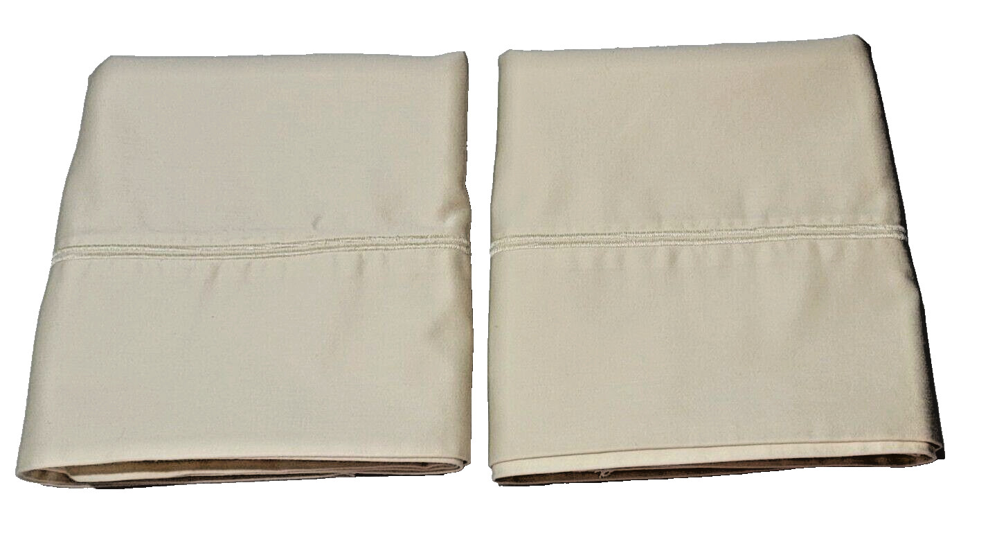 Set of 2 Creamy Yellow cotton Pillowcases Embroidered Cuff 20 x 31 Standard/quee