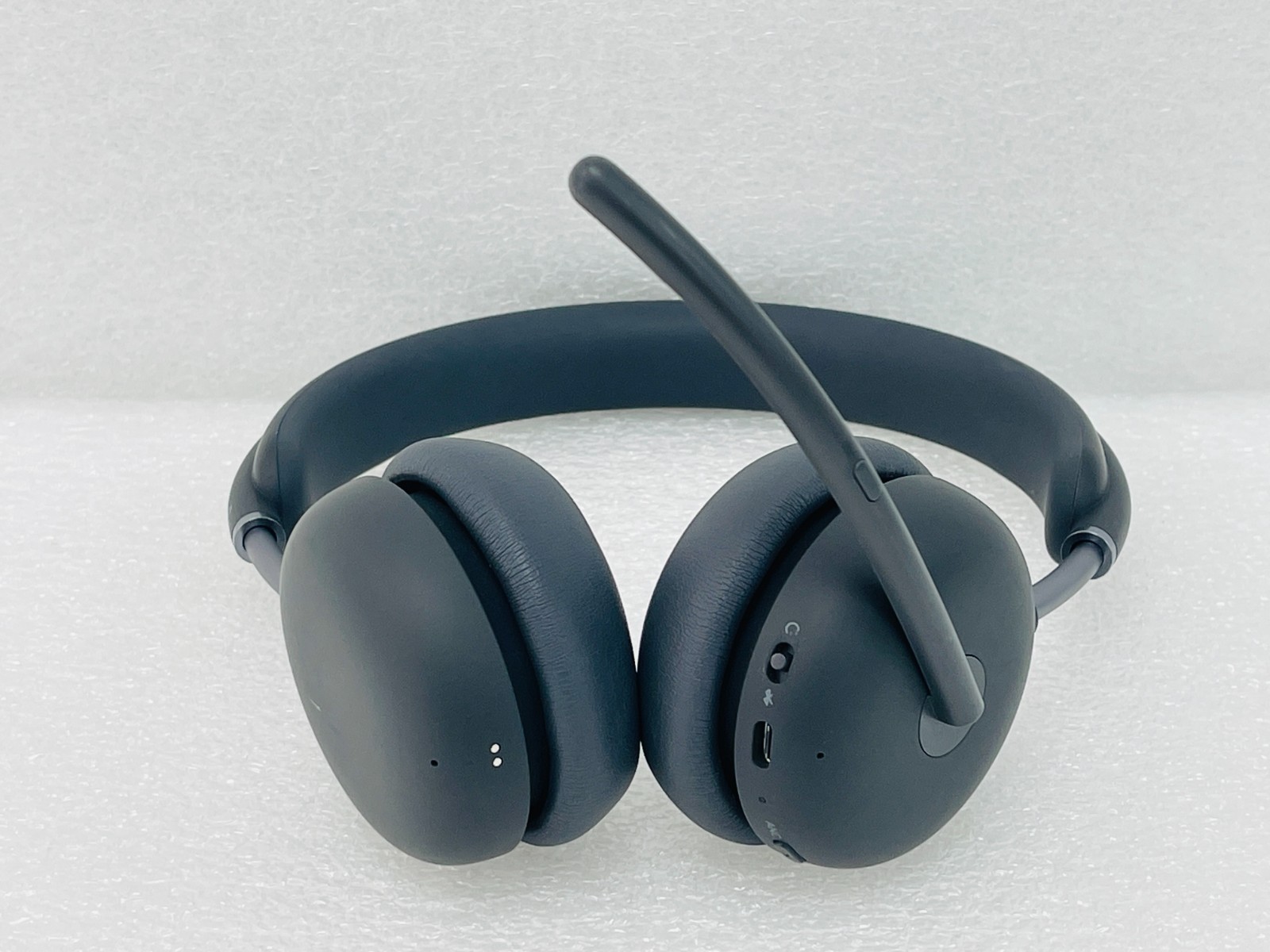 USED - Logitech Zone 950 Premium Noise Canceling Headset (HEADSET ONLY)