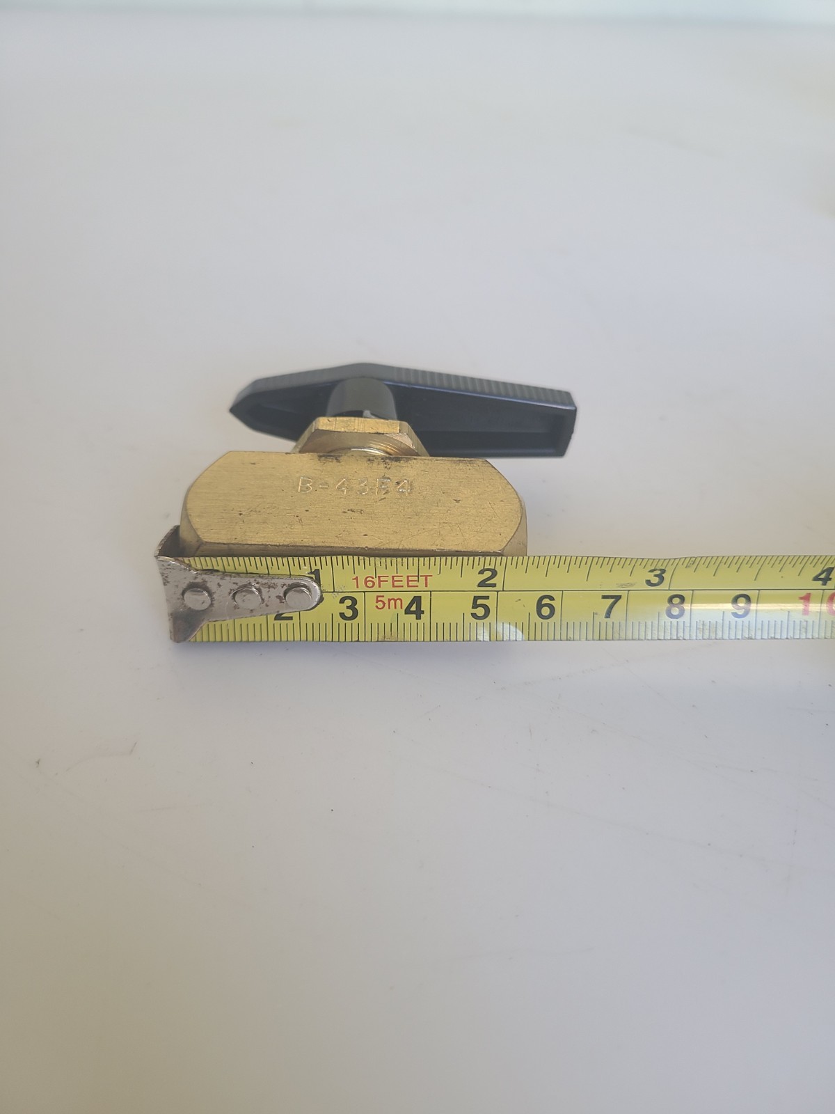 WHITEY B-43F4 BRASS VALVE B43F4, NOS, Open Box Condition