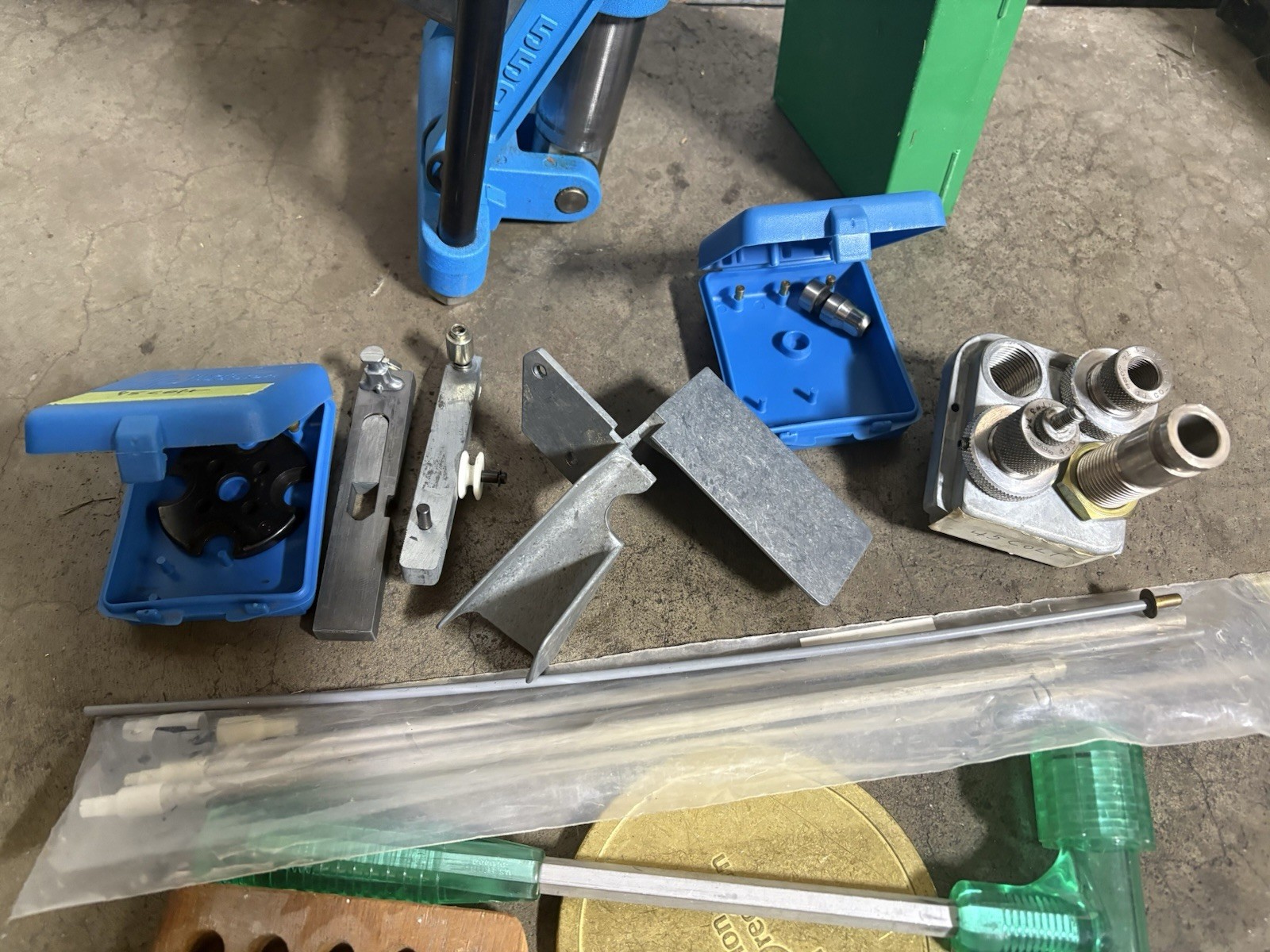 Dillon Precision RL 550C Reloading Press with extras
