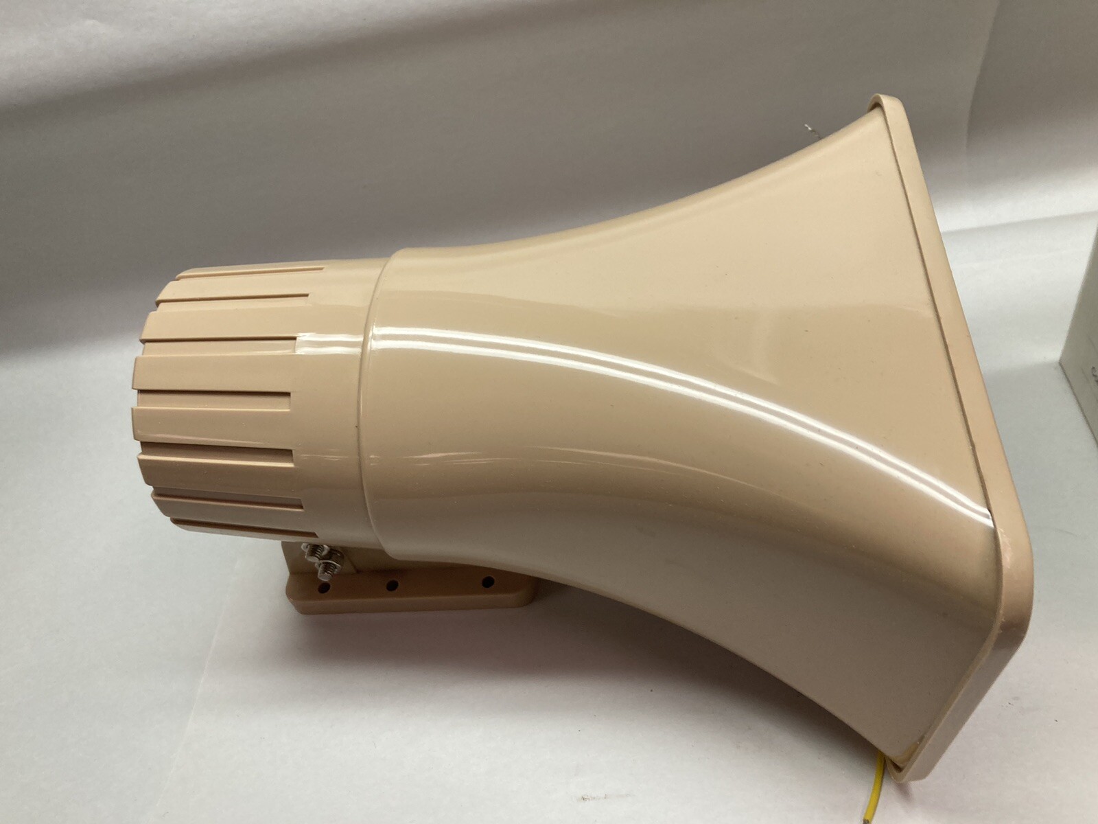 Honeywell,702,Self-Contained Electronic Siren