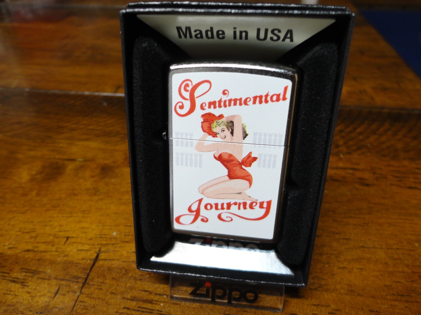 SENTIMENTAL JOURNEY NOSEART PINUP GIRL ZIPPO LIGHTER MINT IN BOX
