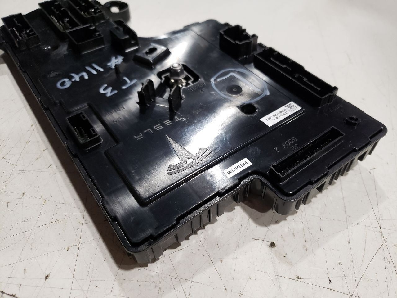 Left Low Voltage Module - 2020 Tesla 3 Automatic - OEM 1078673-32-L