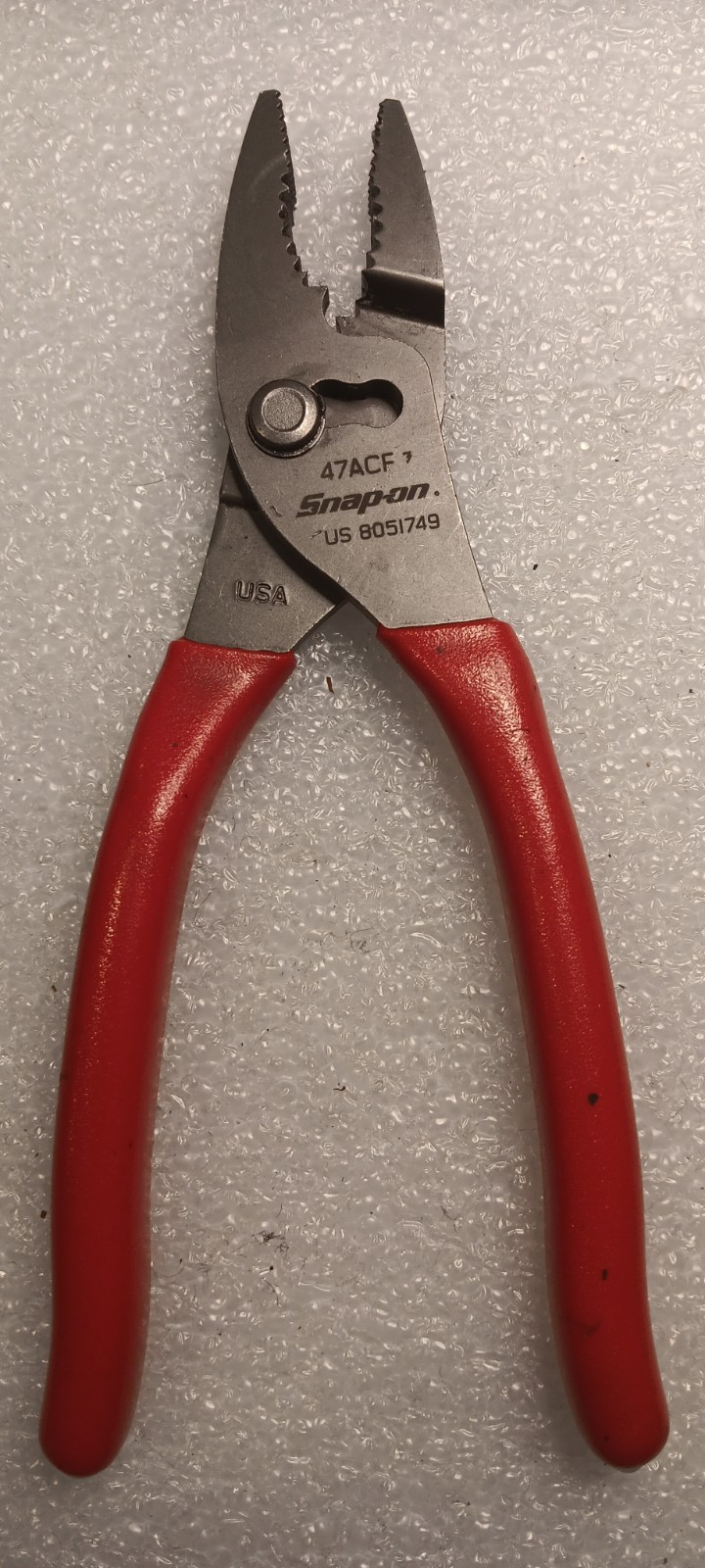 Snap-on™ 7" long Red Vinyl Grip Combination Slip Joint Pliers 47ACF Preowned