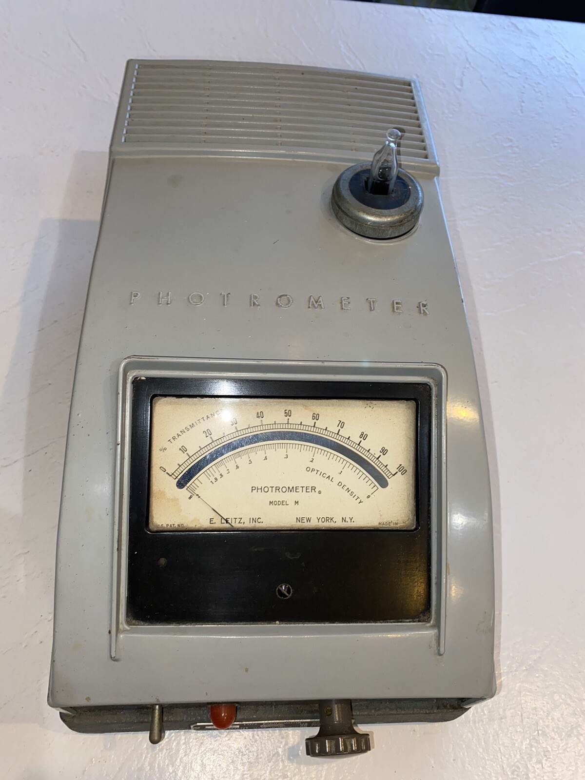 Leitz Vintage Photometer  Spectrophotometer Clinical Laboratory 1950s Rare