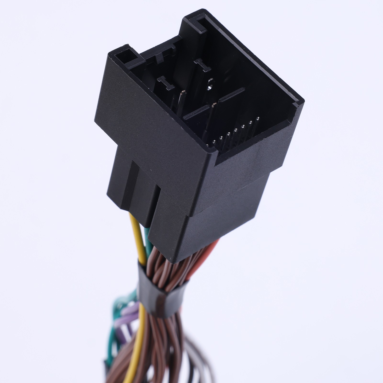 LPHFD31 / T-HARNESS FOR ADDING AMP, LOC, OR DSP FOR FORD SELECT 2018-UP REPLACE