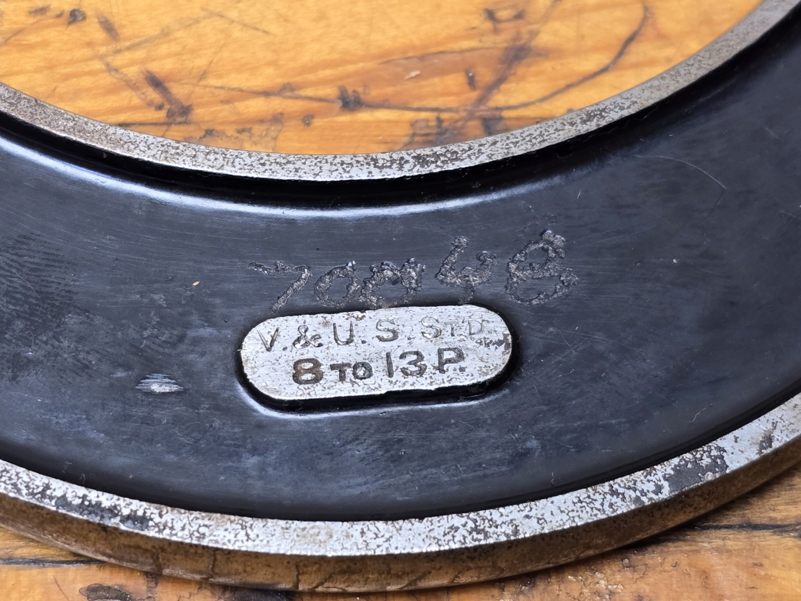 Starrett 3-4" Thread Micrometer, Measures V & US Std Threads, 8-13 Pitch, Used.