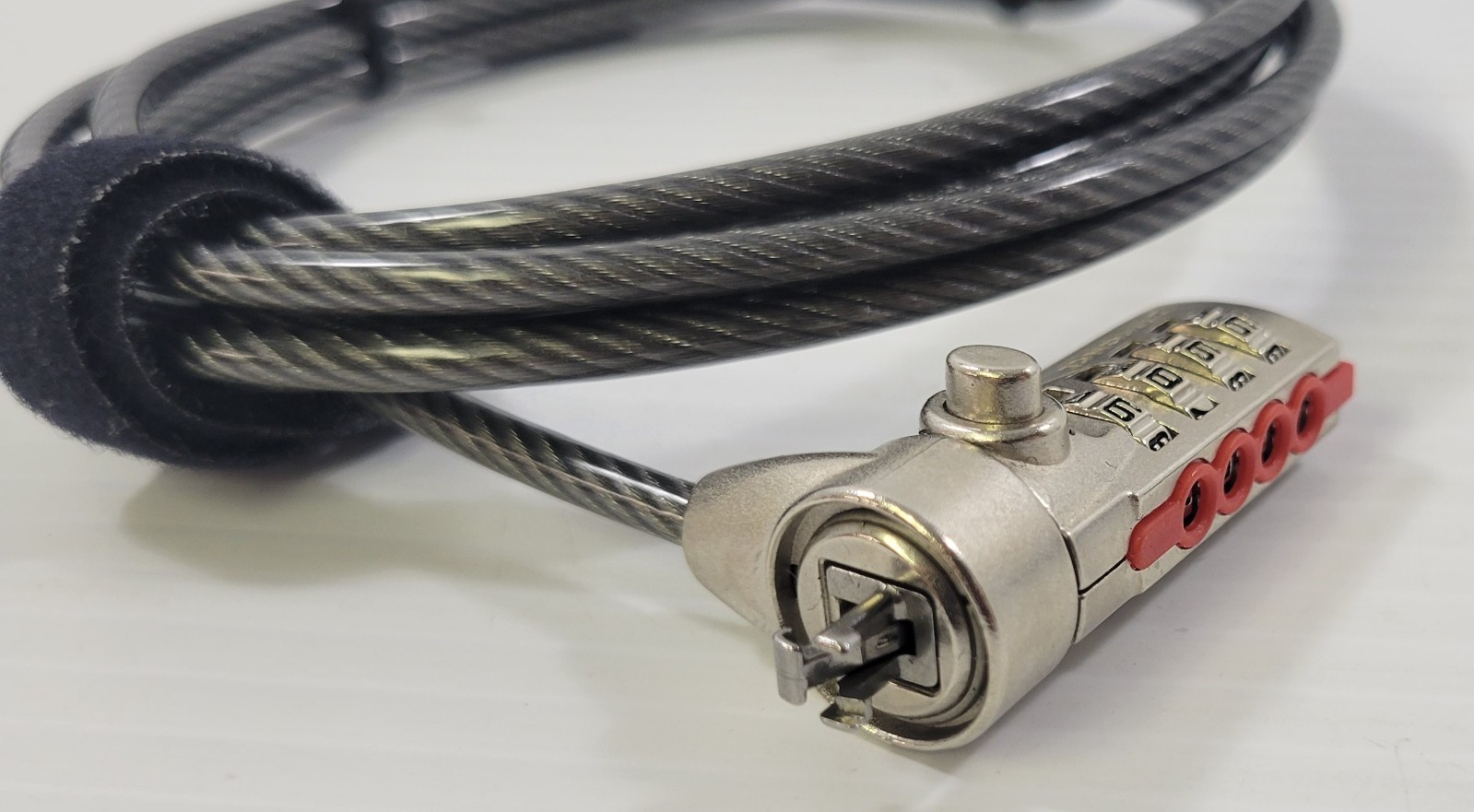 c6) Targus Computer Security Defcon SCL Serialized Combination Cable Lock