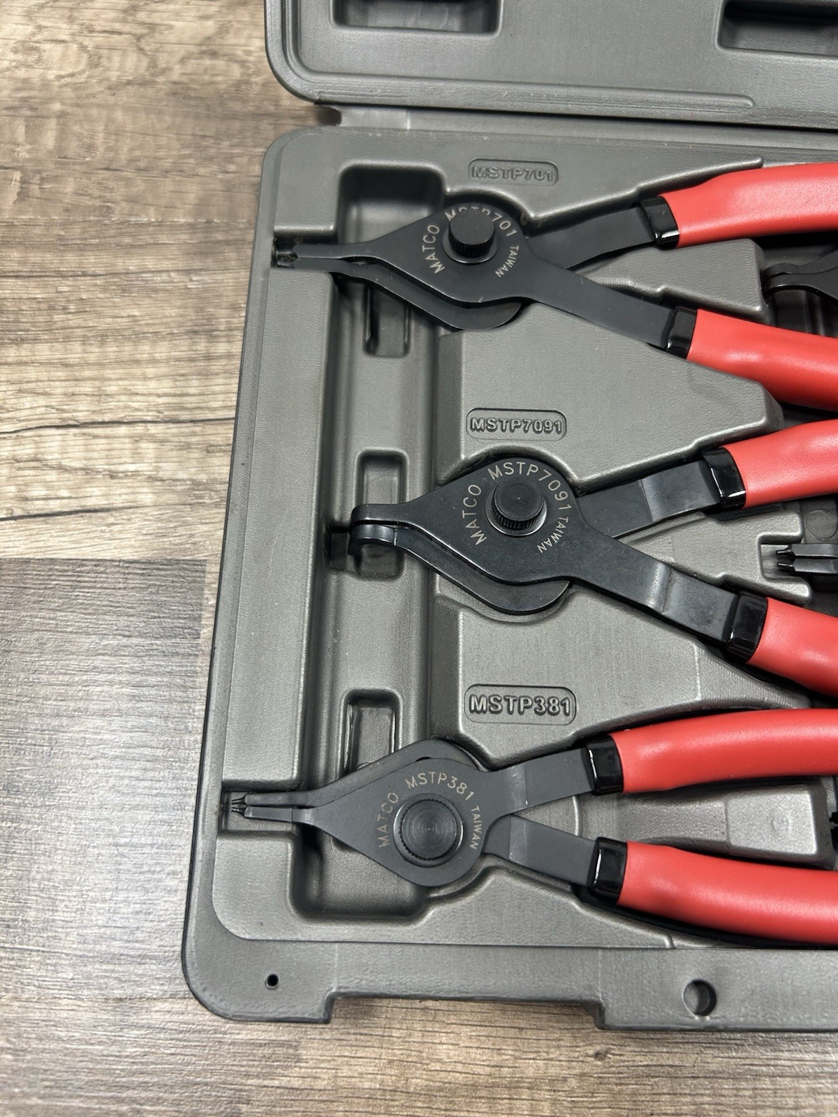 Matco Tools Snap Ring Pliers Set SMSTP6B W/ Hard Case Black/Red