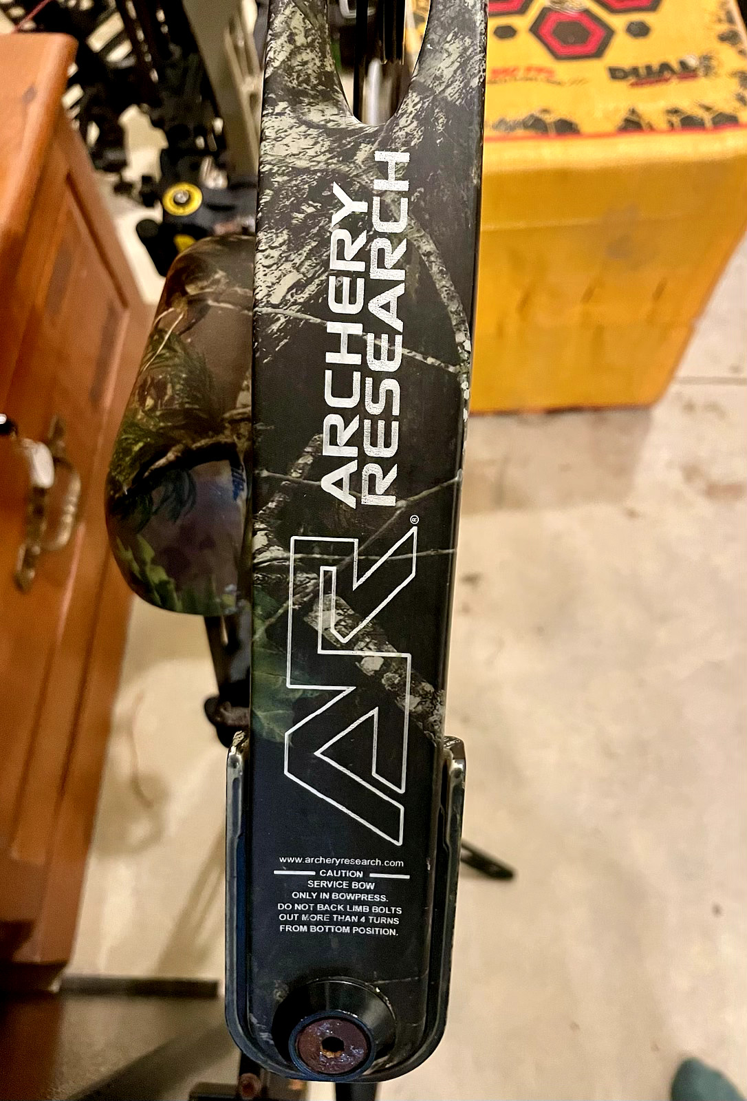 Archery Resherch Camo compound bow