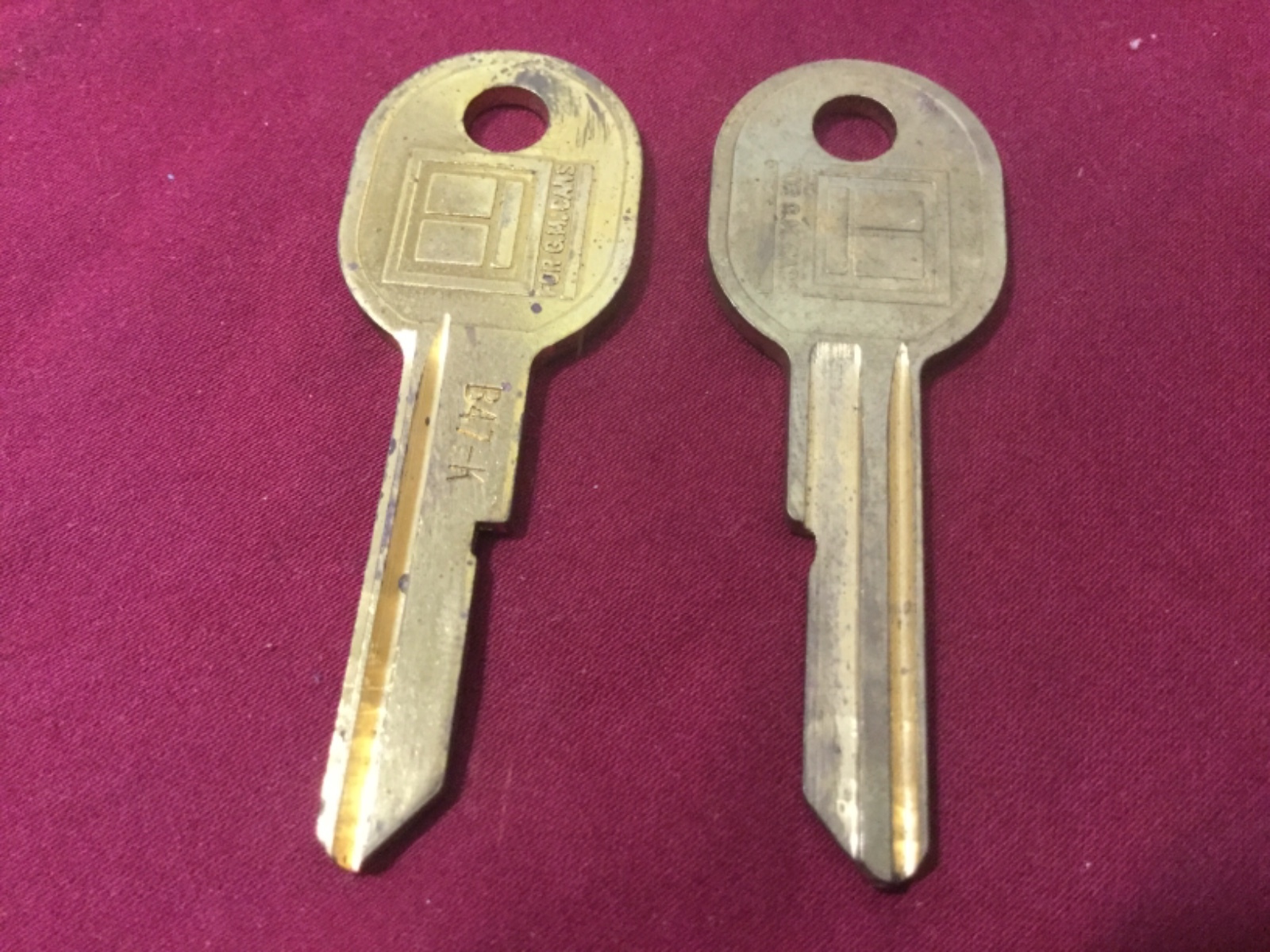 GM Key Blanks B47K, Set of 12 - Locksmith