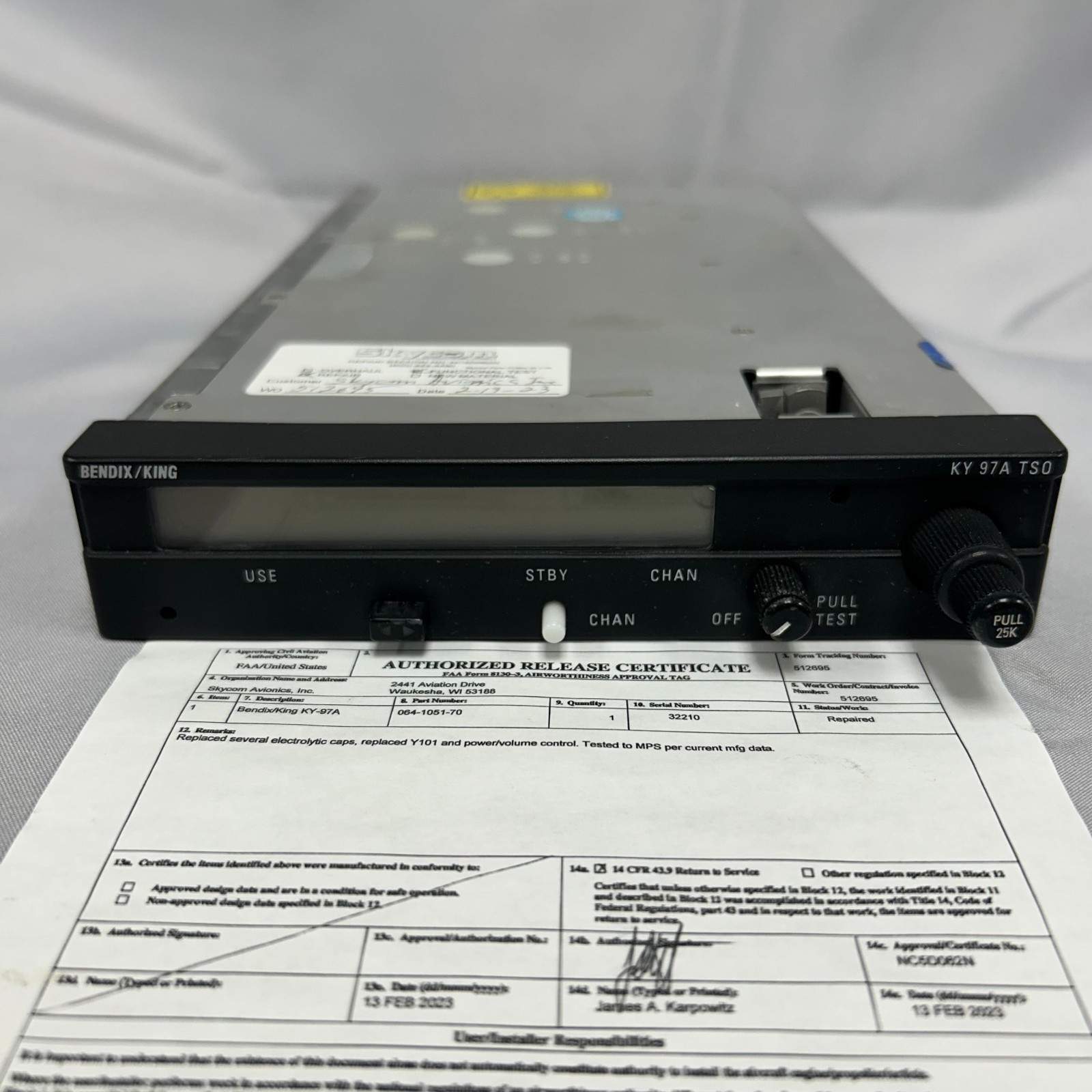 BENDIX/KING KY 97A 14 VDC P/N 064-1051-70 WITH 8130-3 - Repaired, Working