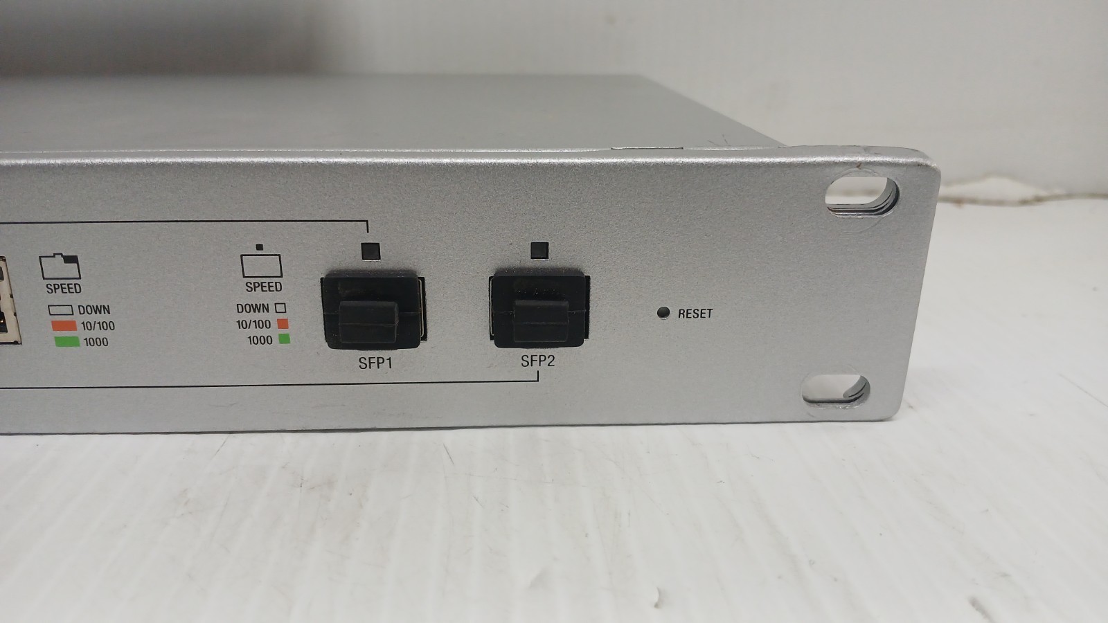 Ubiquiti Networks Unifi Security Gateway Pro 4 USG-PRO-4 *WORKING* *READ*