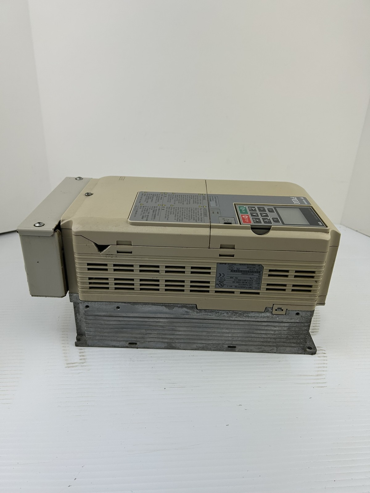 Yaskawa CIMR-PU4A0031FAA AC Drive Rev E