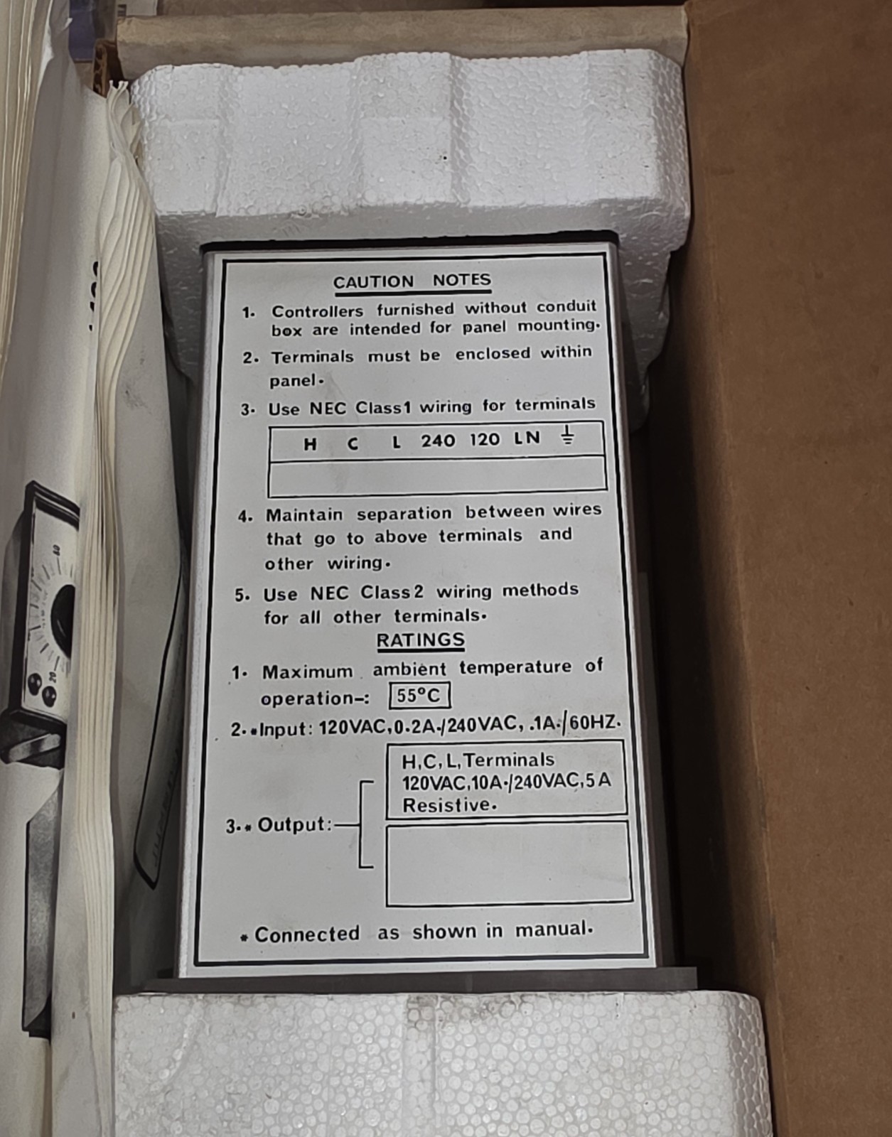 West Instruments 1402-0-0001 Analog Temperature/Process Control