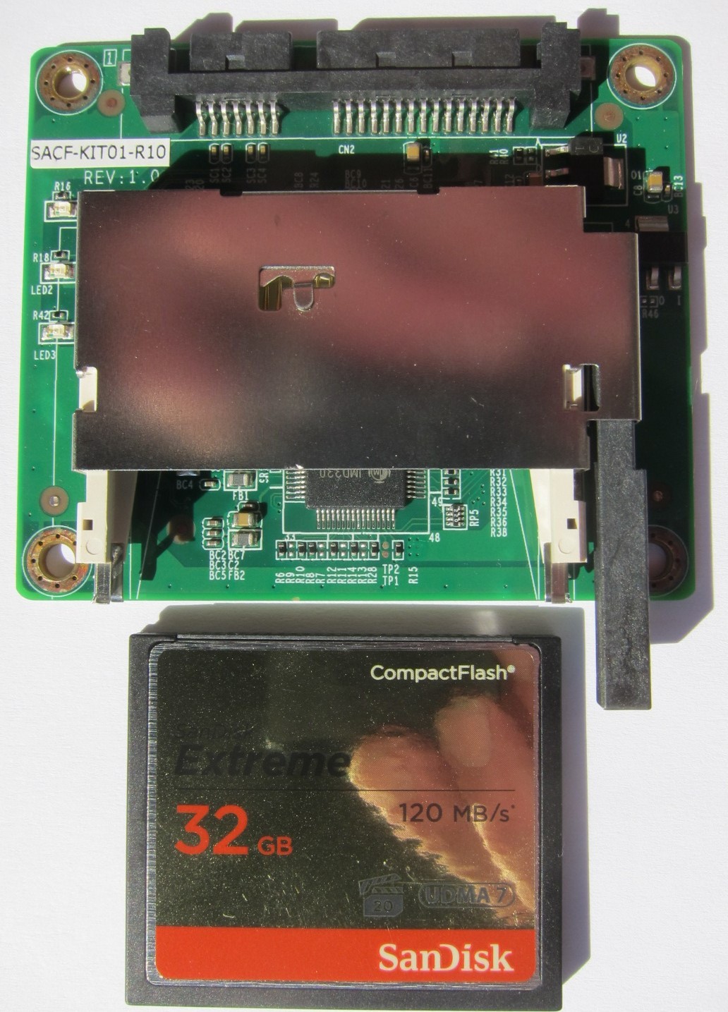 iEi  SACF-KIT01-R10, SATA to 24-pin CFAST Socket Converter Board + 32GB SANDISK