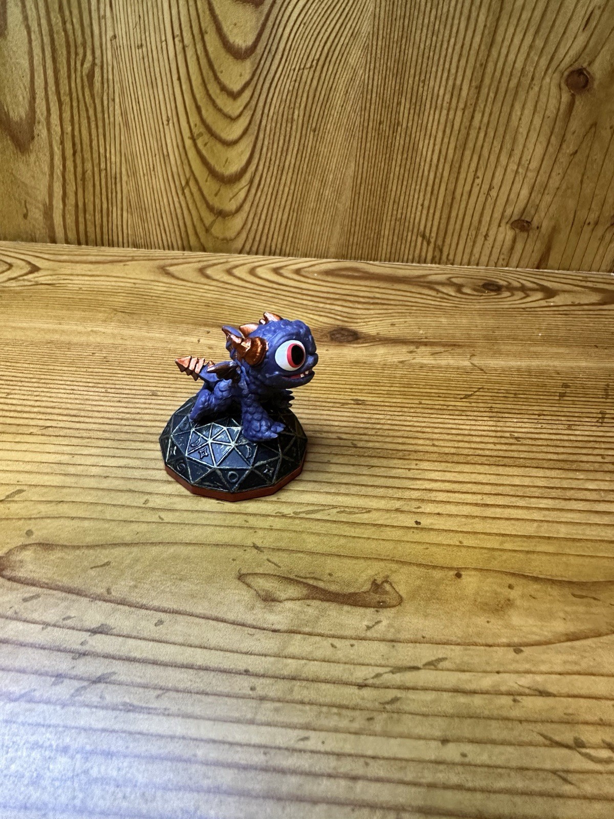 Activision Skylanders Spyro Toys to Life Character Figure Purple Spyro Series
