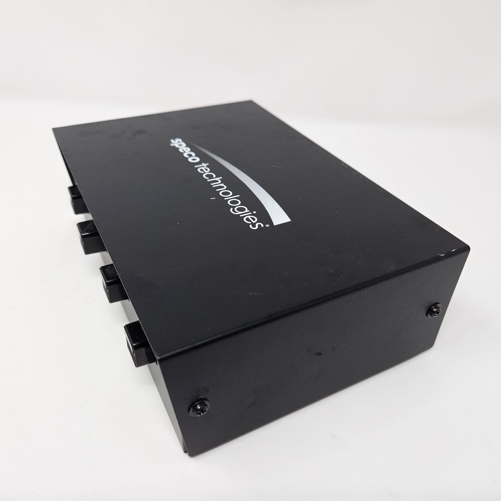 Speco Technologies SSB-4 Four-Pair Stereo Distribution Center