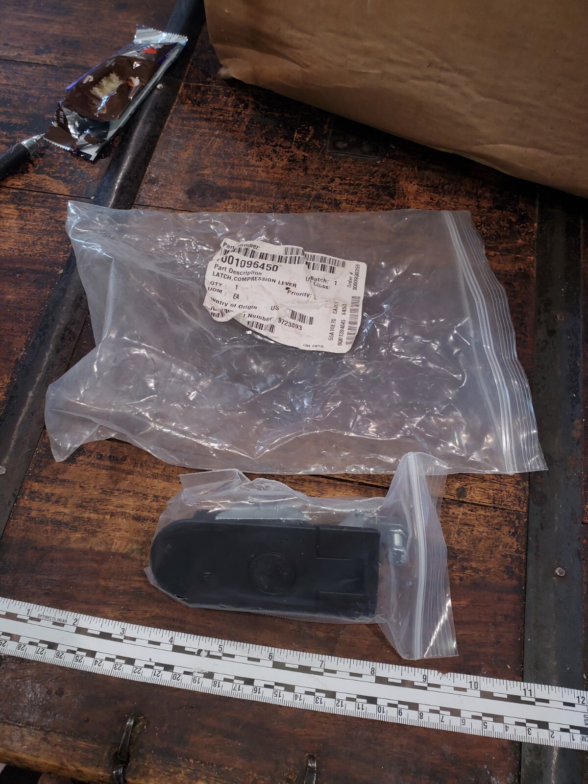 JLG GENUINE REPLACEMENT PARTS LATCH COMPRESSION LEVER PART #  1001096450